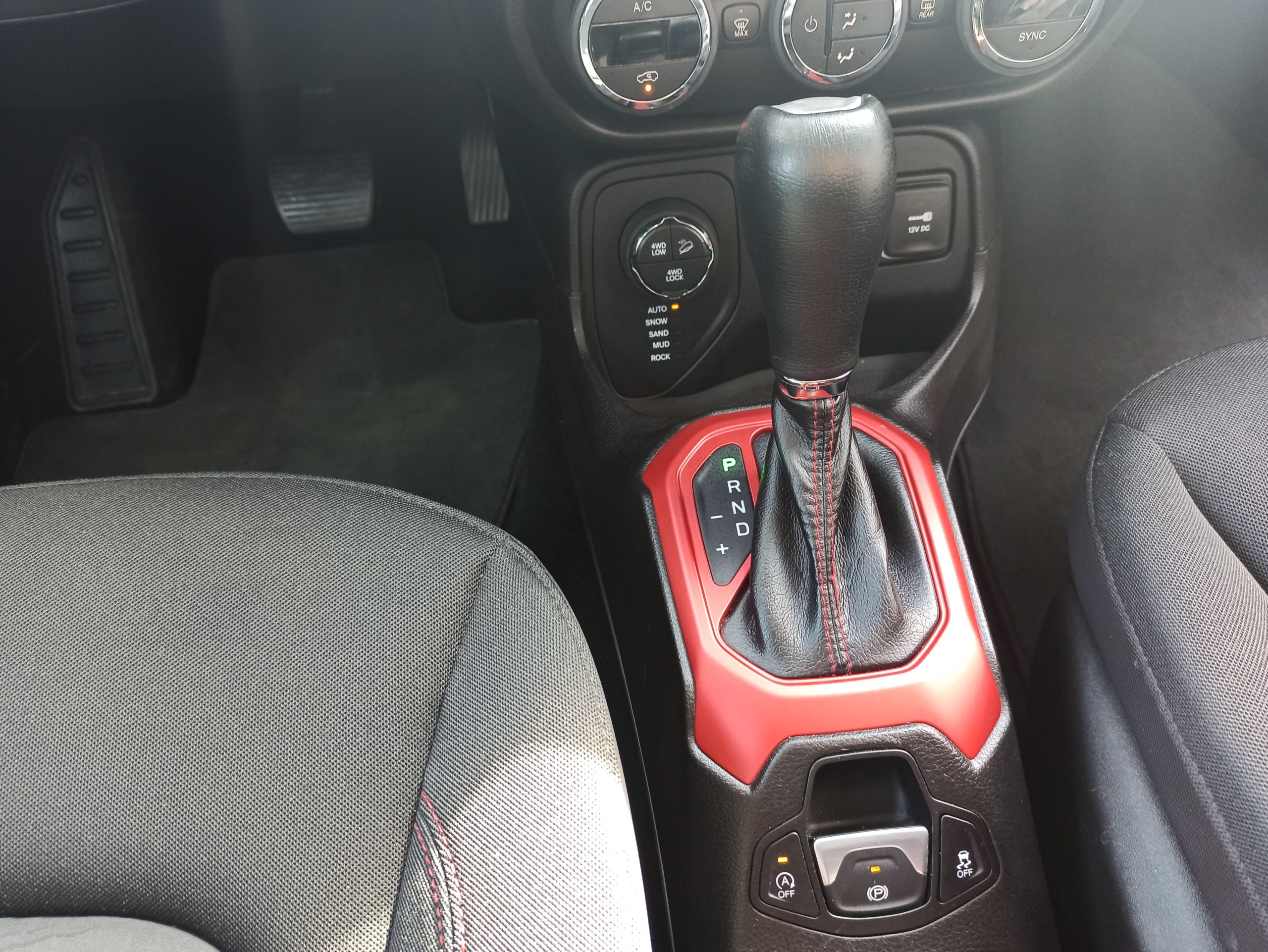 JEEP RENEGADE 2.0 170 CH TRAILHAWK BVA 4X4