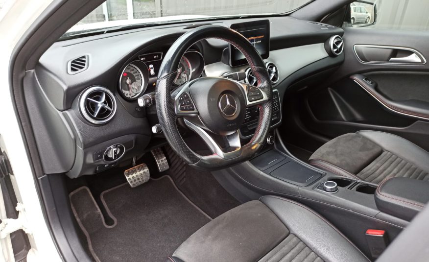 MERCEDES GLA 180 D FASCINATION AMG 7G-DCT