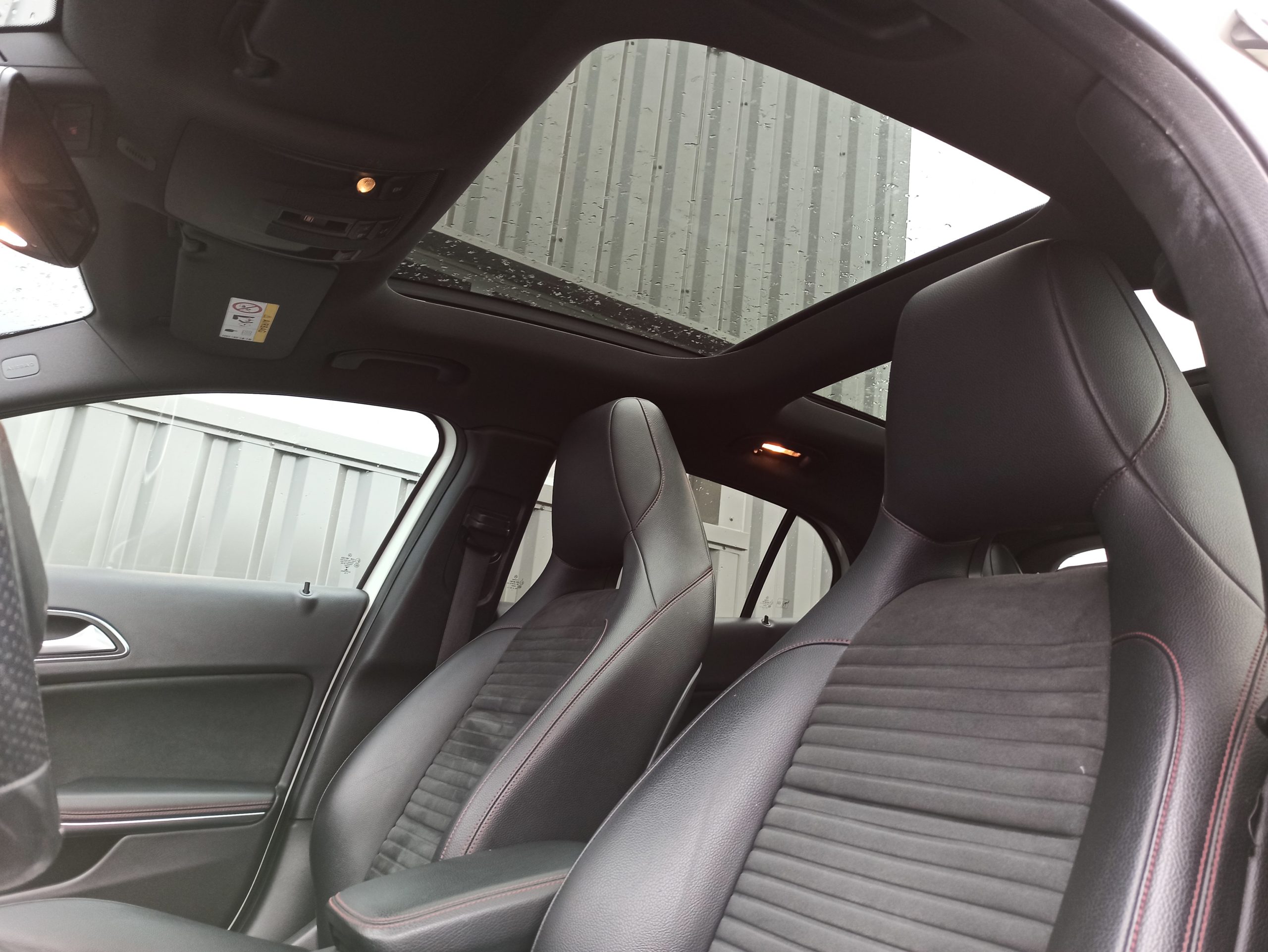 MERCEDES GLA 180 D FASCINATION AMG 7G-DCT