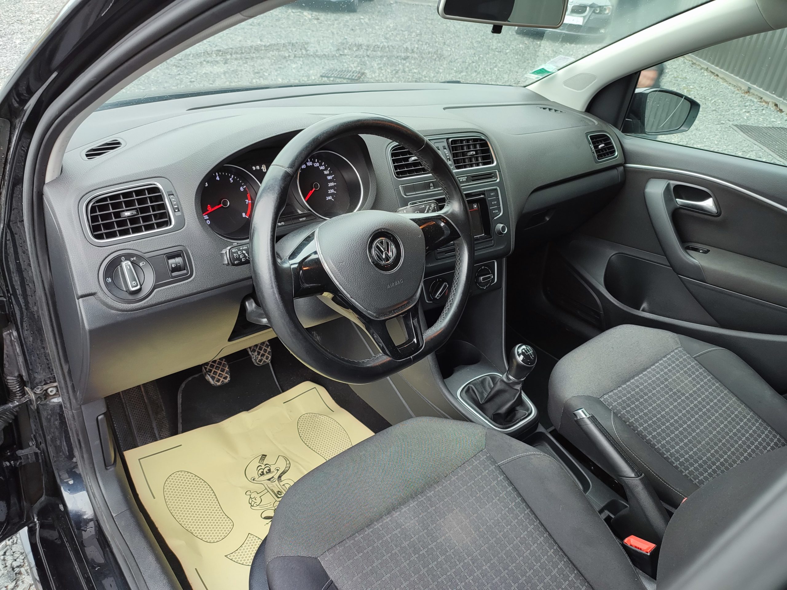 VOLKSWAGEN POLO V (2) 1.2 TSI 90 BLUEMOTION TECHNOLOGY CONFORTLINE 5P