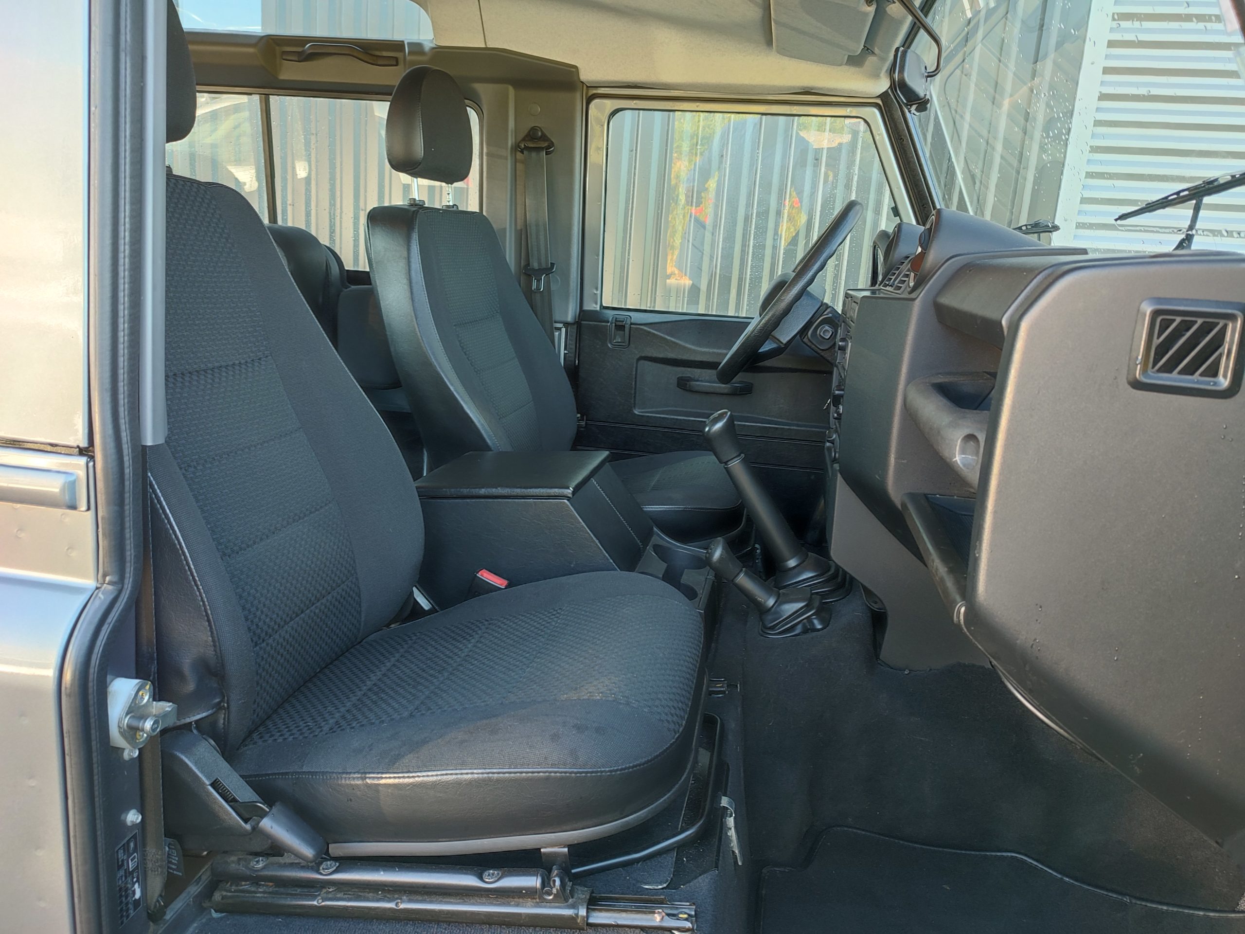 LAND ROVER DEFENDER III SW 90 S