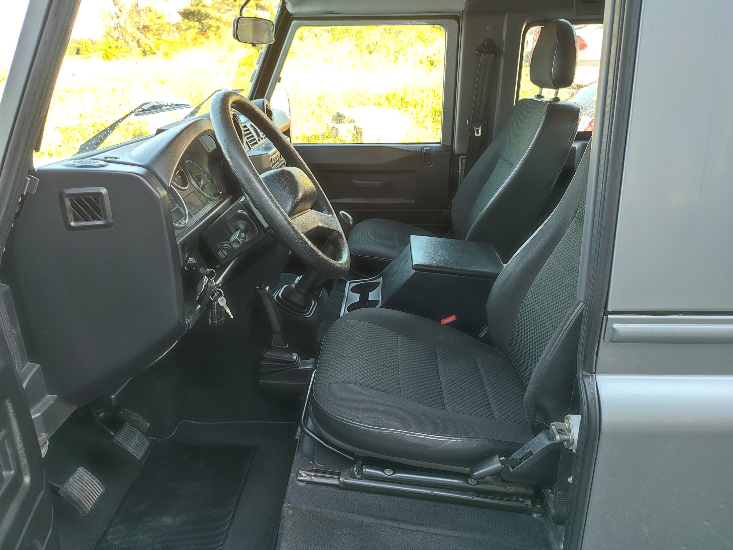 LAND ROVER DEFENDER III SW 90 S