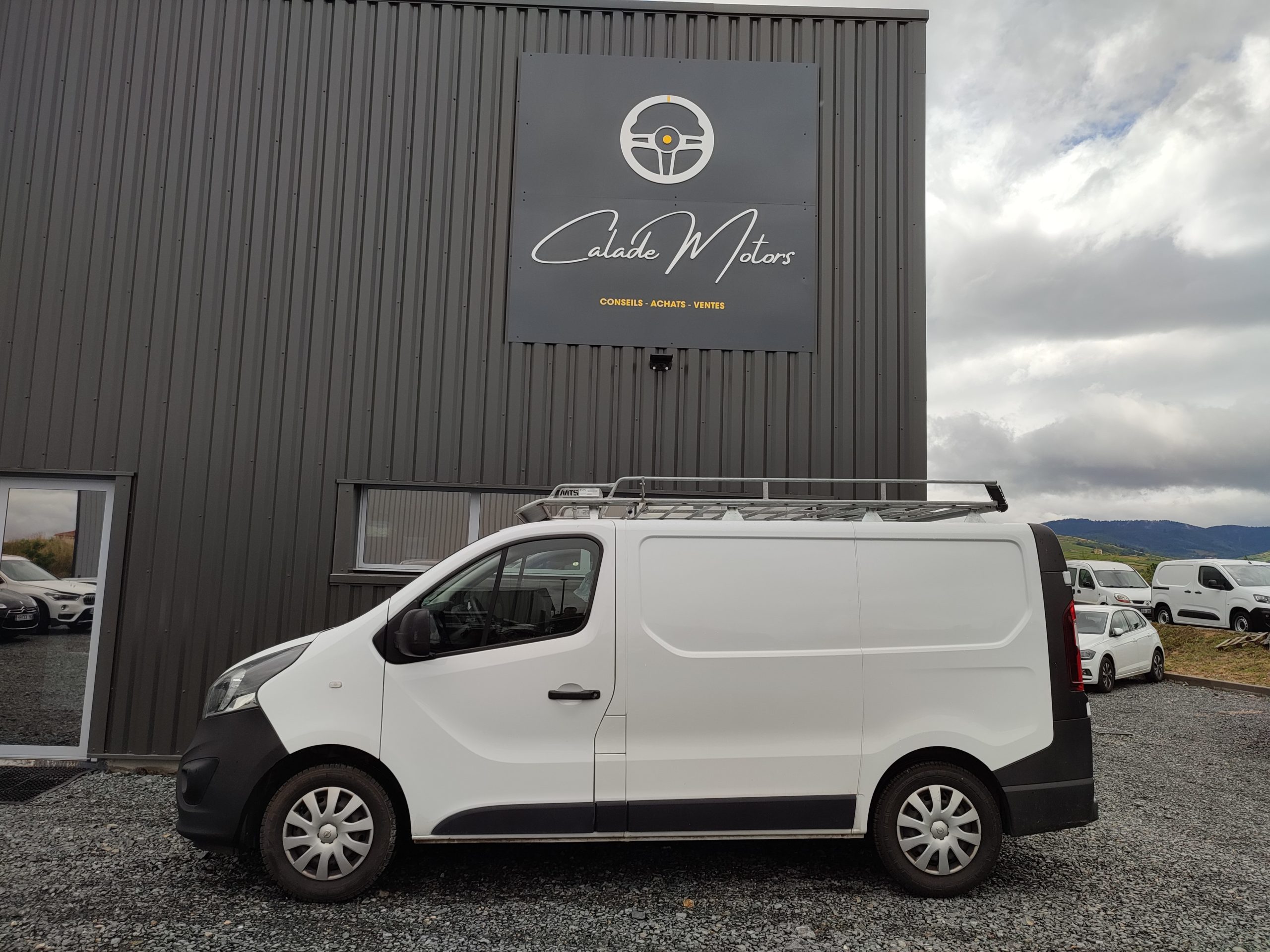 VIVARO L1H1 PACK CLIM + F2700 145CH BI-TURBO