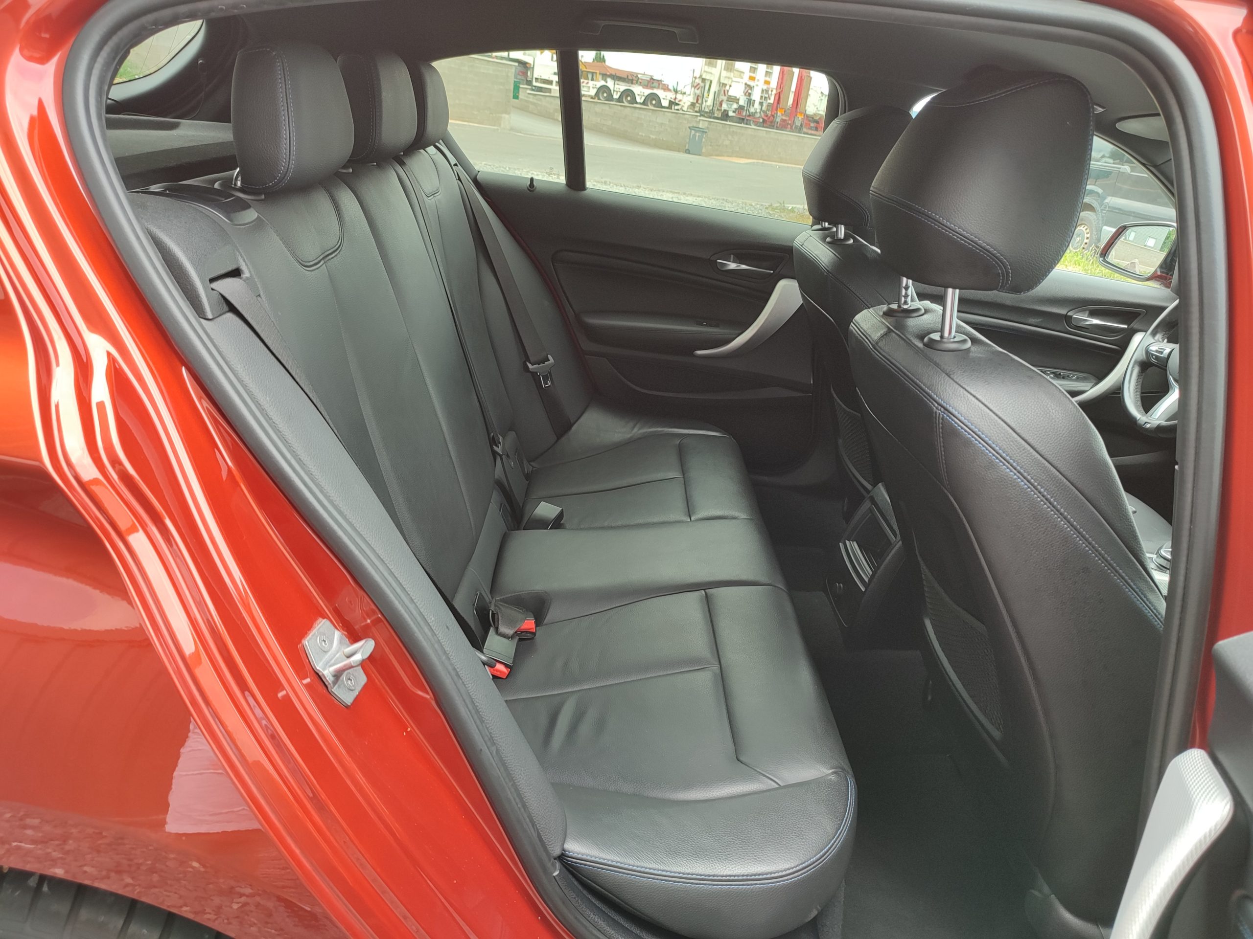 BMW SERIE 1116I 109CH PACK M 5P