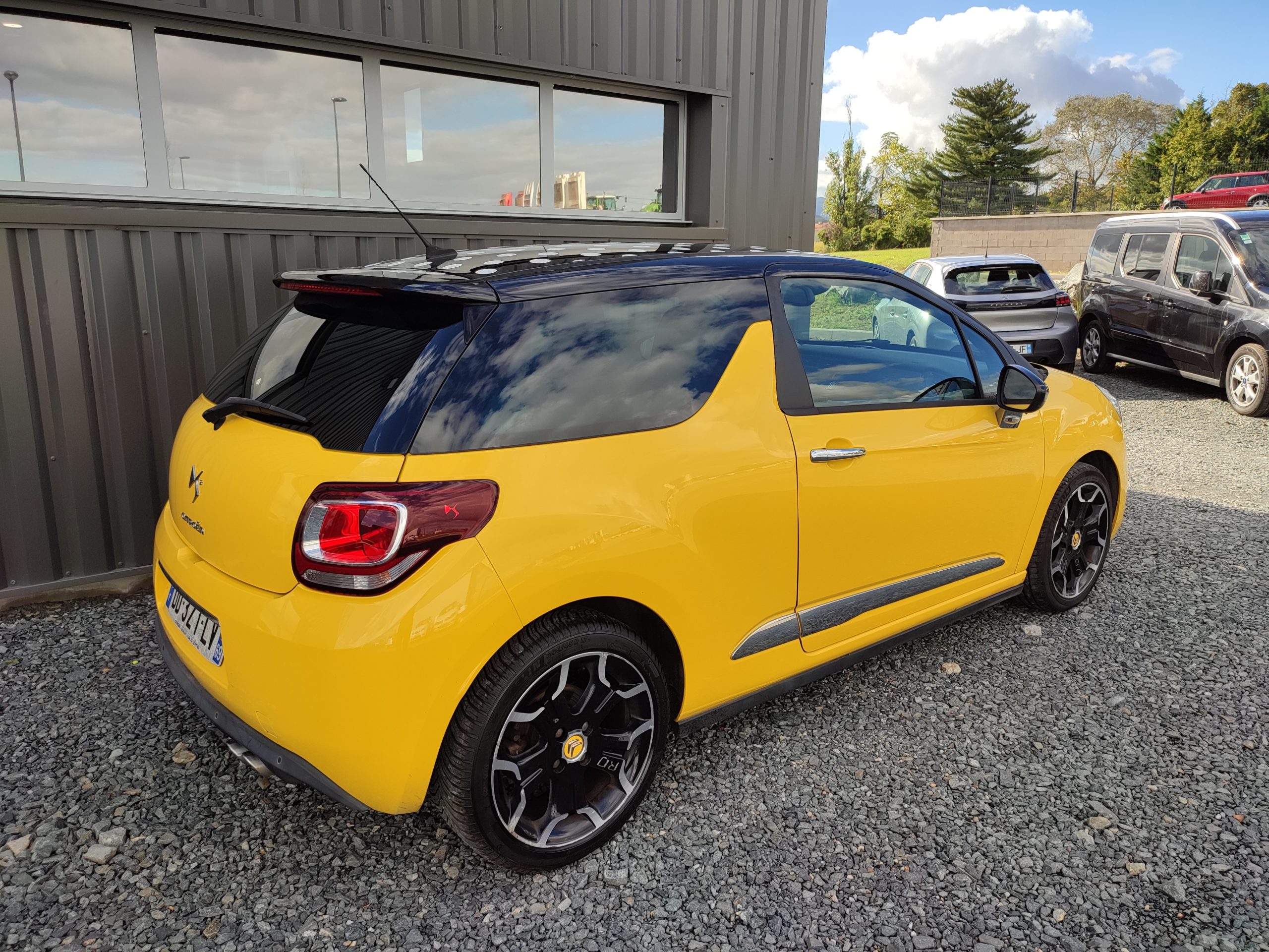 CITROEN DS3 1.6 E-HDI 115 AIRDREAM SPORT CHIC