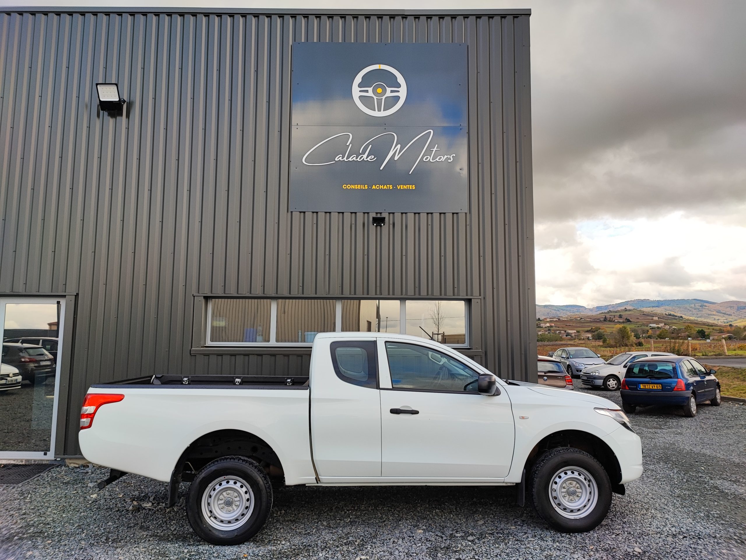 MITSUBISHI L200 CLUB CABINE 2.4DI-D 154 INFORM CLIM
