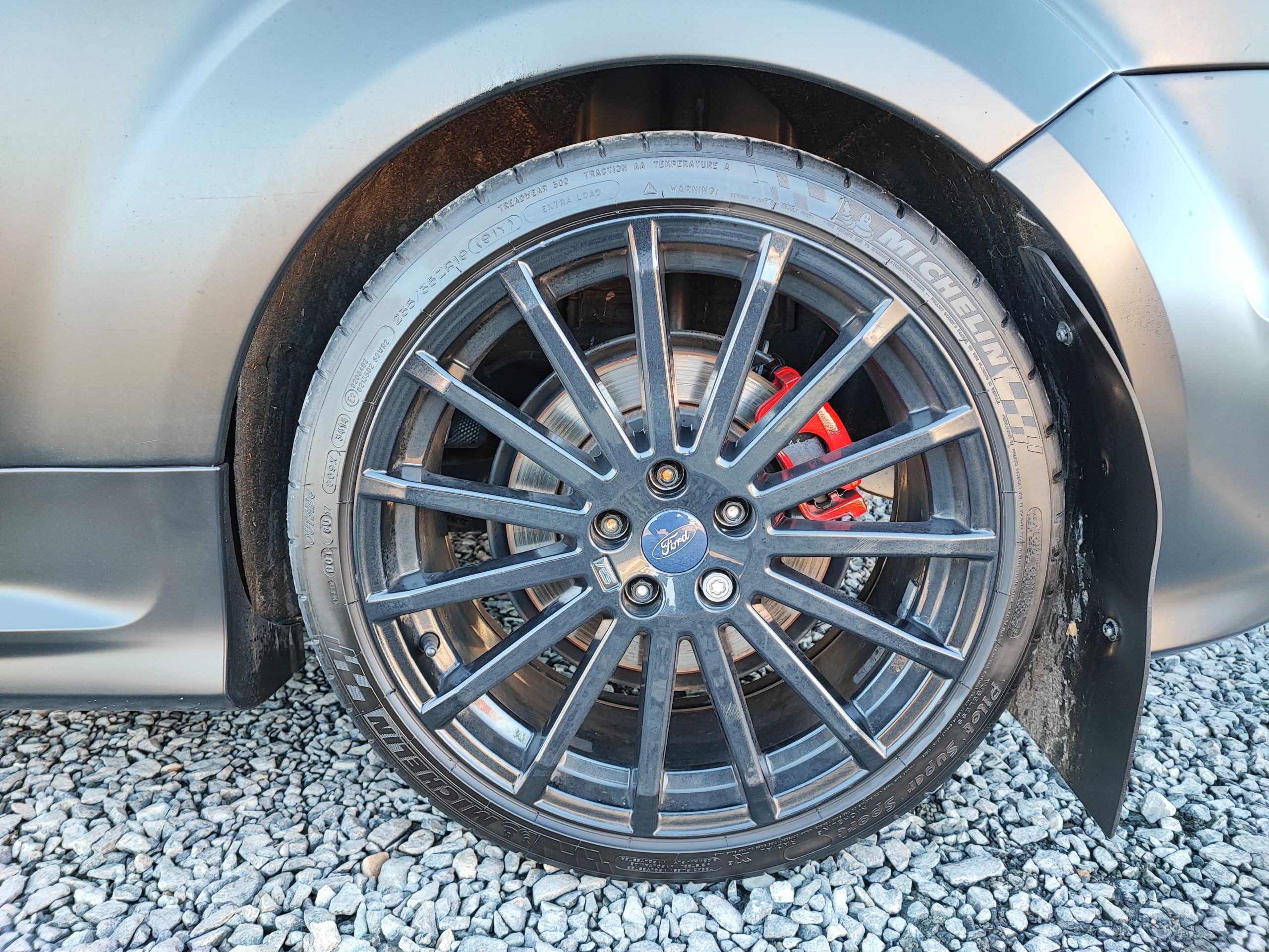 FORD FOCUS II (2) 2.5 T 350 RS 500 BV6