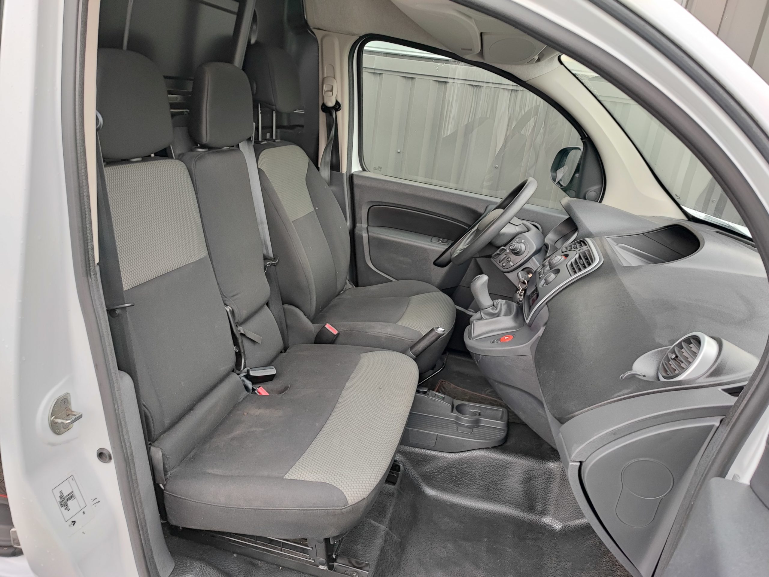 RENAULT KANGOO II (2) COMPACT GRAND CONFORT DCI 75 3PL