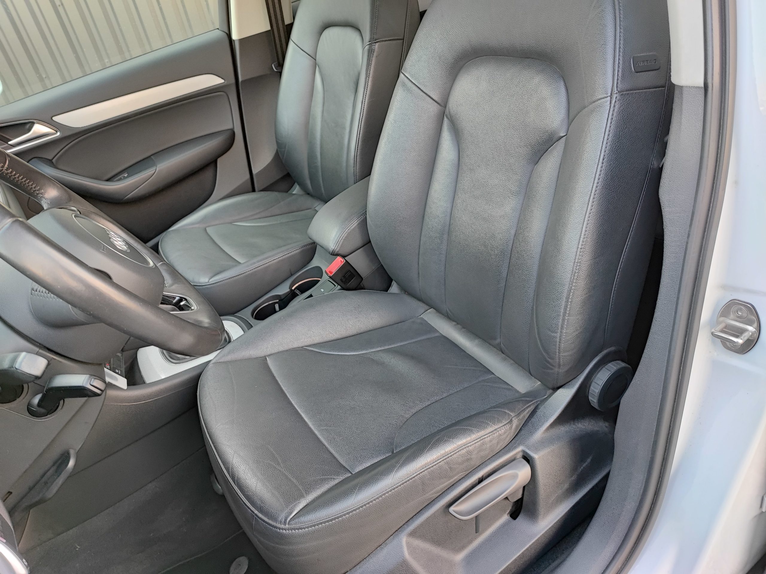 AUDI Q3 2.0 TDI 140CH AMBITION LUXE