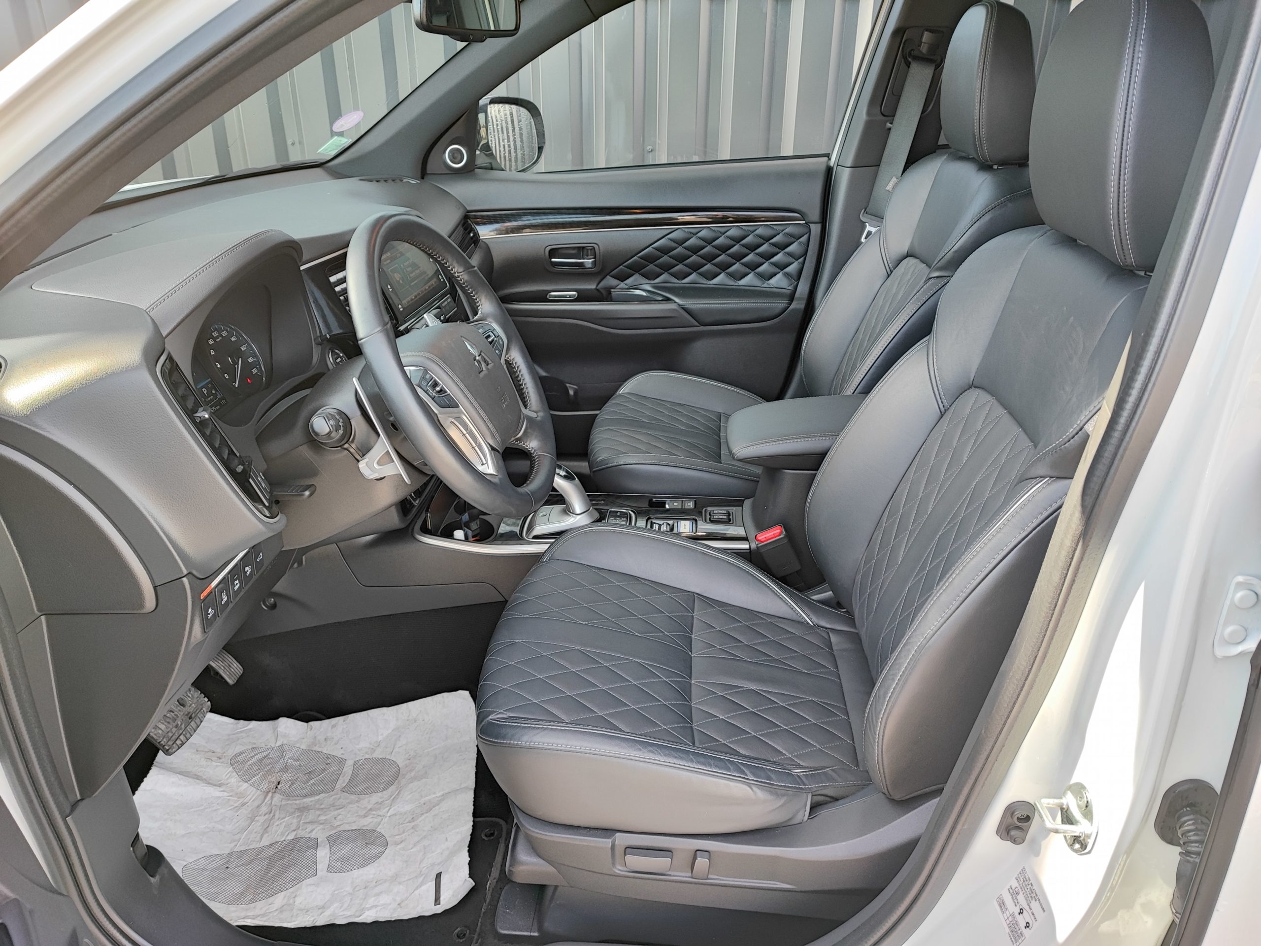 MITSUBISHI OUTLANDER III (2) PHEV TWIN MOTOR 4WD INSTYLE