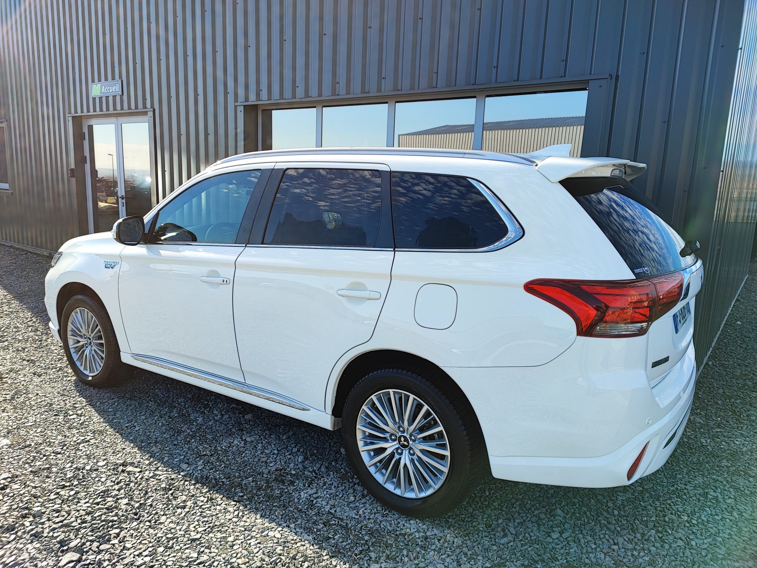 MITSUBISHI OUTLANDER III (2) PHEV TWIN MOTOR 4WD INSTYLE