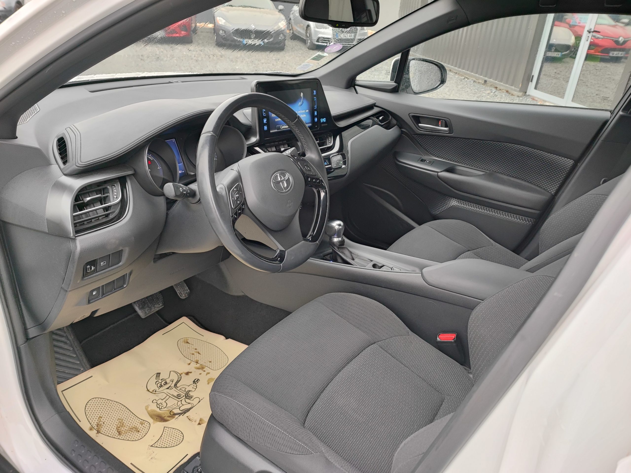 TOYOTA C-HR 1.8 HYBRIDE 122 DYNAMIC