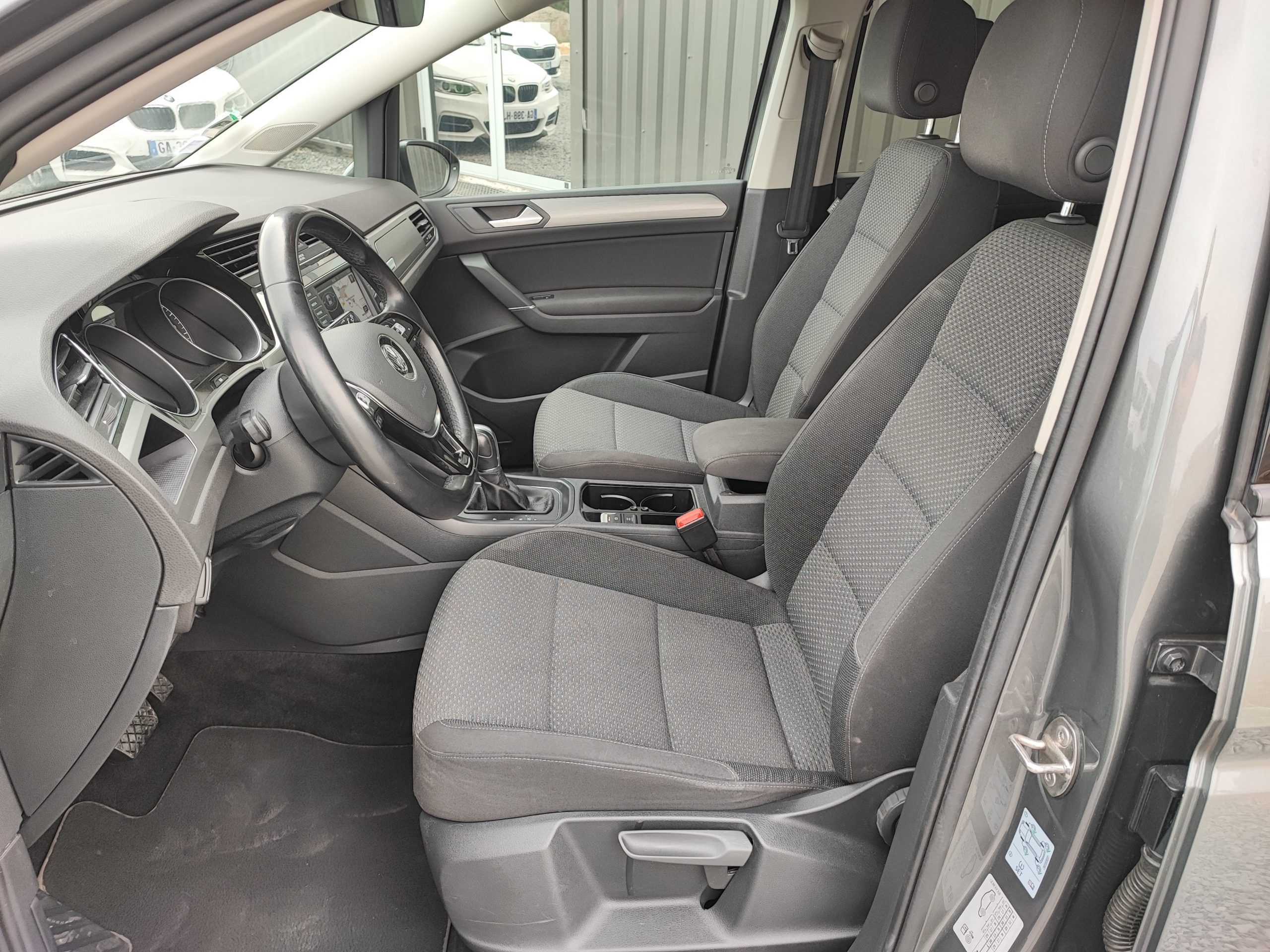 VOLKSWAGEN TOURAN III 1.6 TDI 110 CONFORTLINE DSG7 7 PLACES