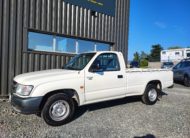 TOYOTA HILUX VI 90 D-4D SIMPLE CABINE 4×2