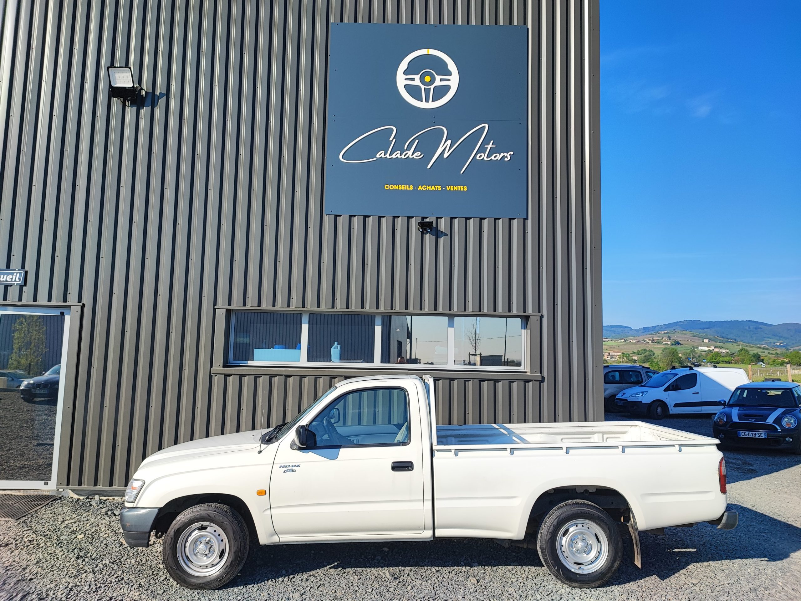 TOYOTA HILUX VI 90 D-4D SIMPLE CABINE 4×2