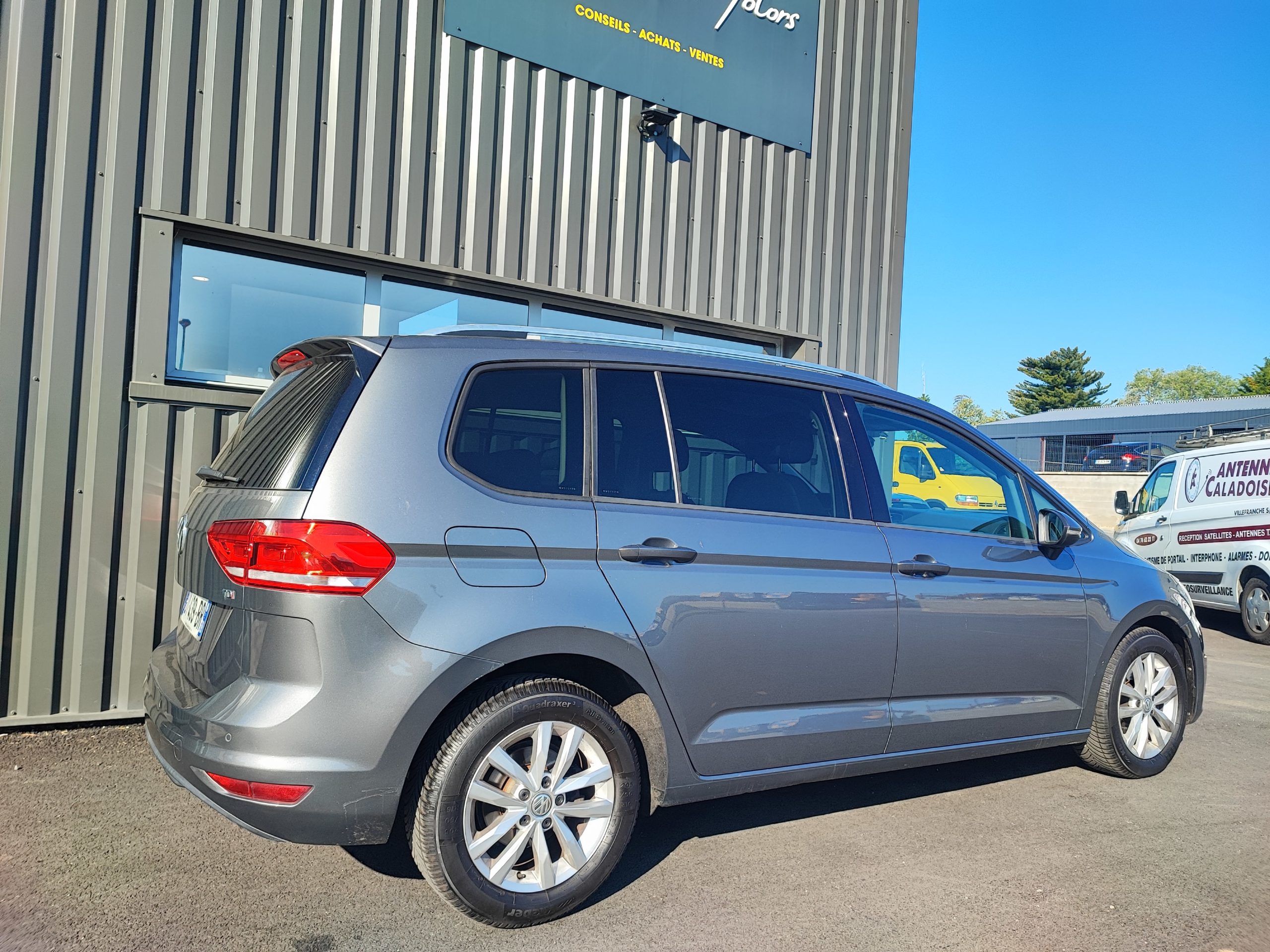 VOLKSWAGEN TOURAN III 1.6 TDI 110 CONFORTLINE DSG7 7 PLACES