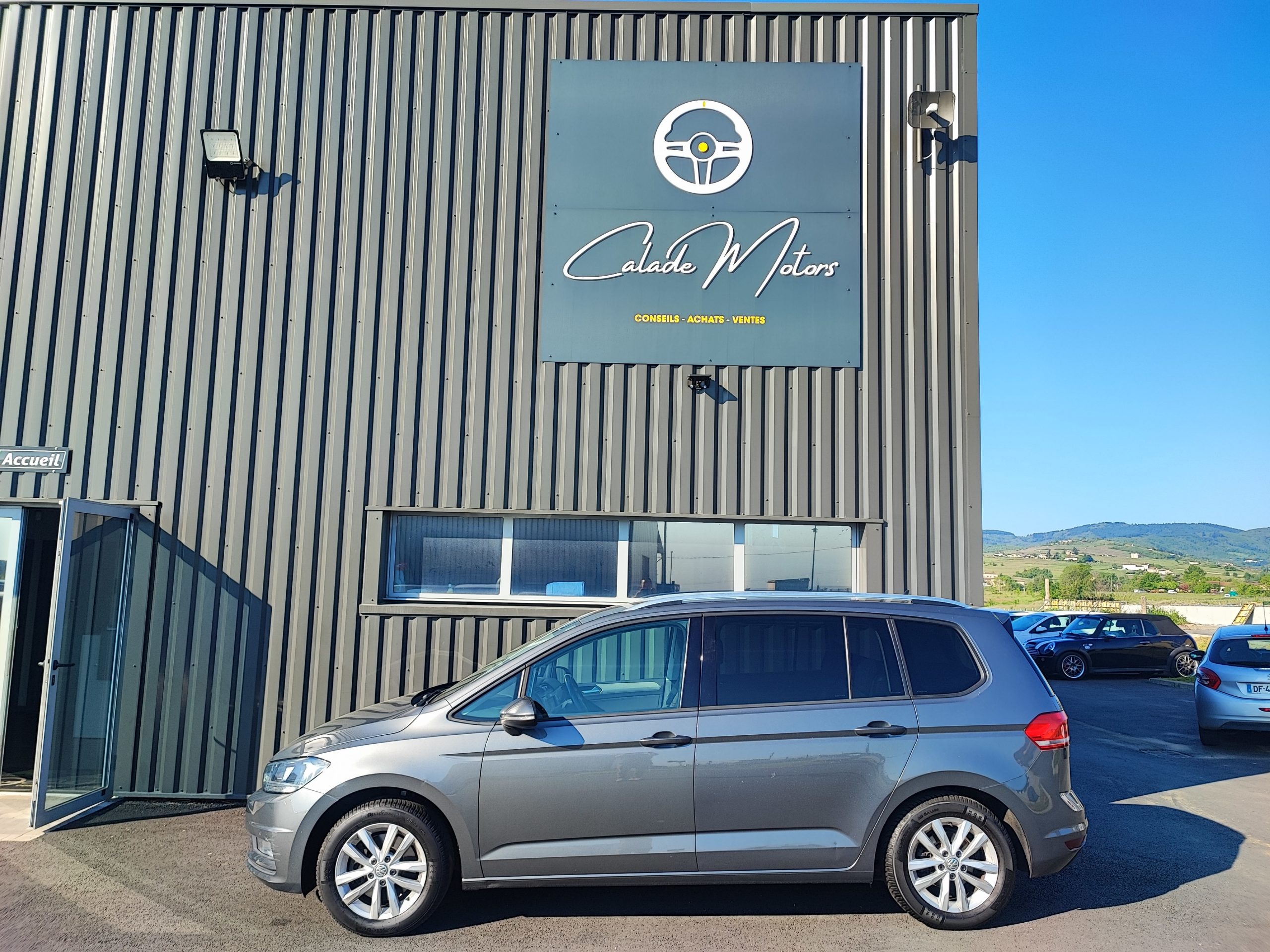 VOLKSWAGEN TOURAN III 1.6 TDI 110 CONFORTLINE DSG7 7 PLACES