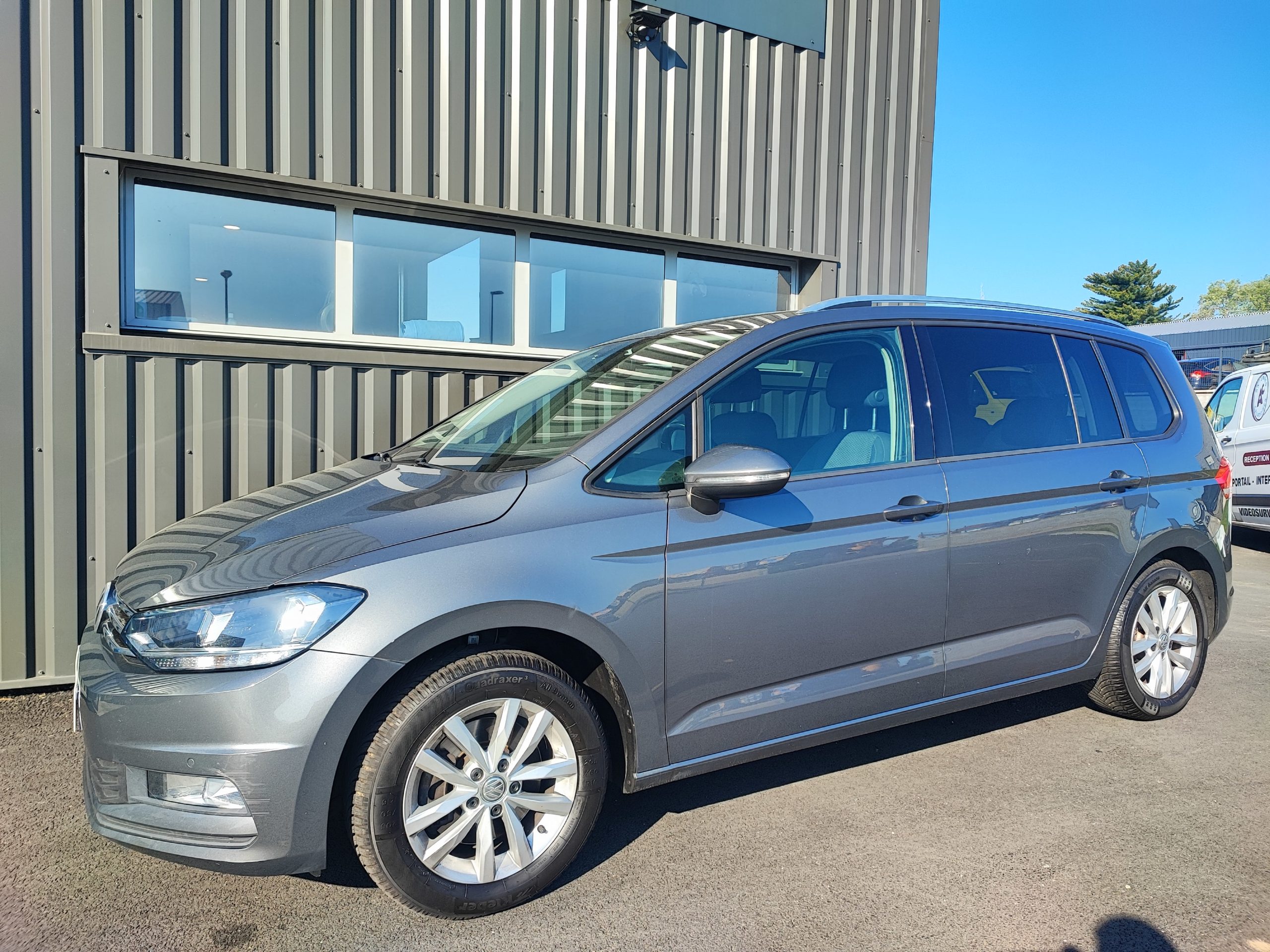 VOLKSWAGEN TOURAN III 1.6 TDI 110 CONFORTLINE DSG7 7 PLACES