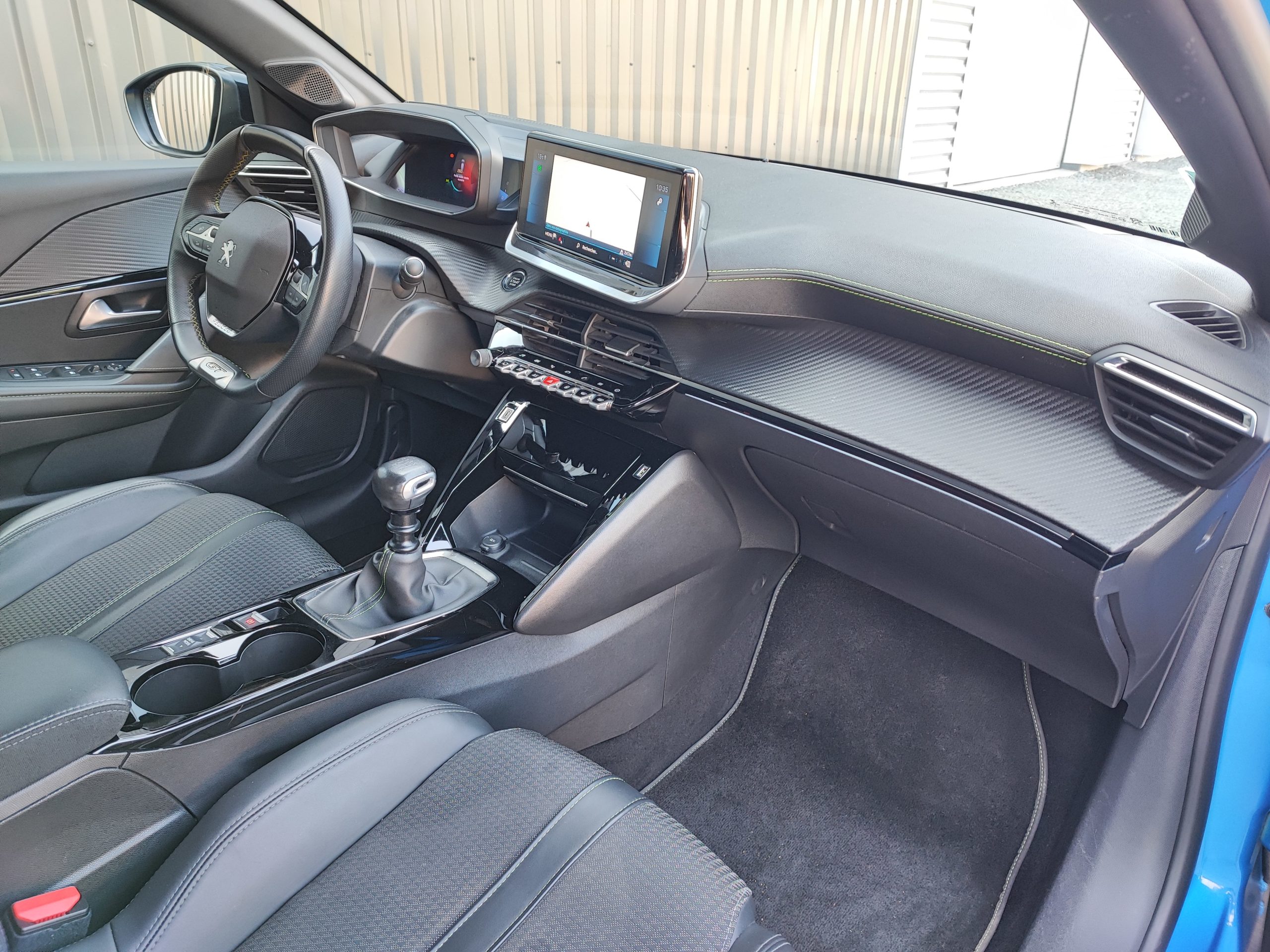 PEUGEOT 208 II 1.2 PURETECH 100 S&S GT LINE