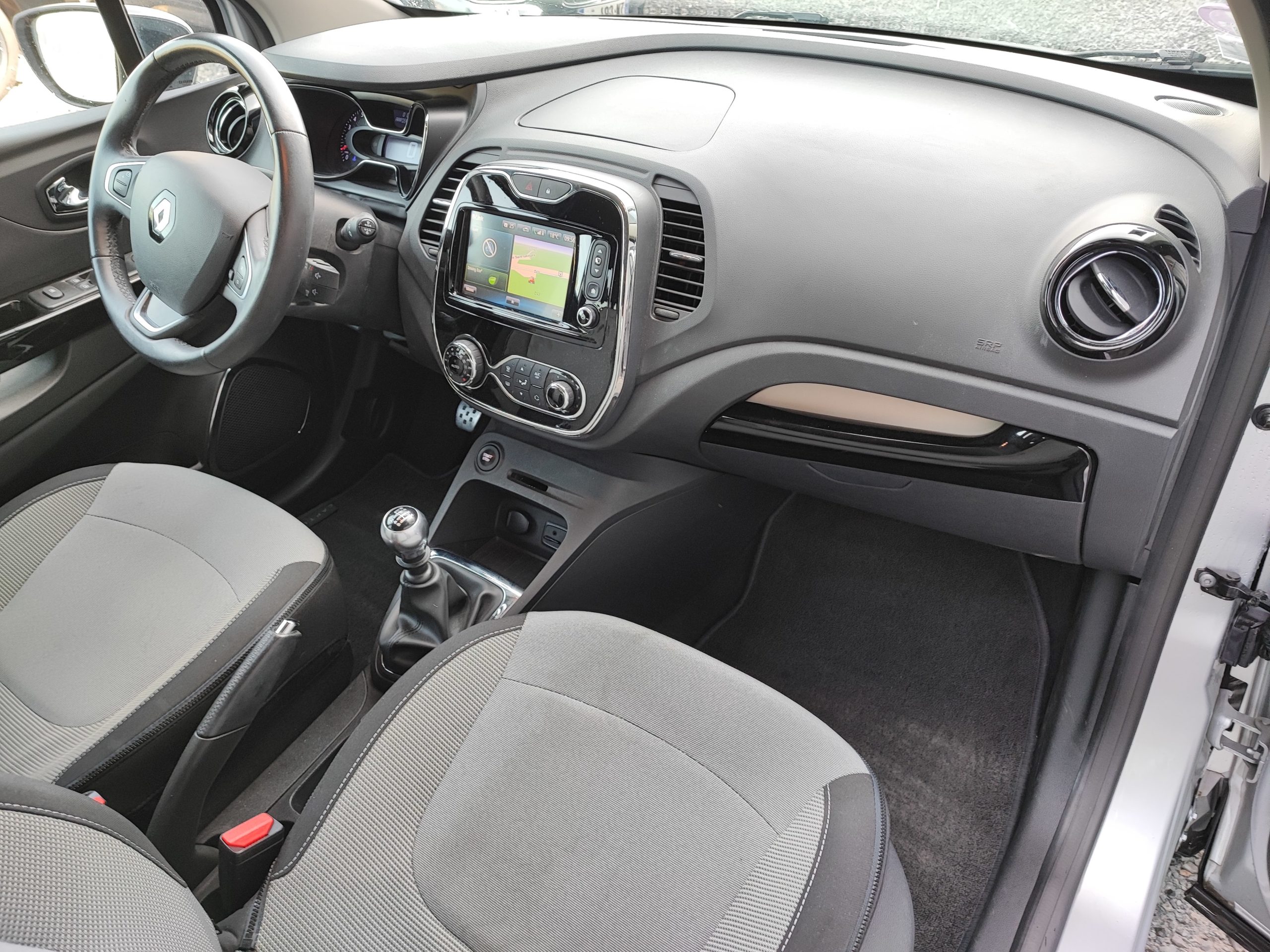 RENAULT CAPTUR 1.2 TCE 120 ENERGY INTENS