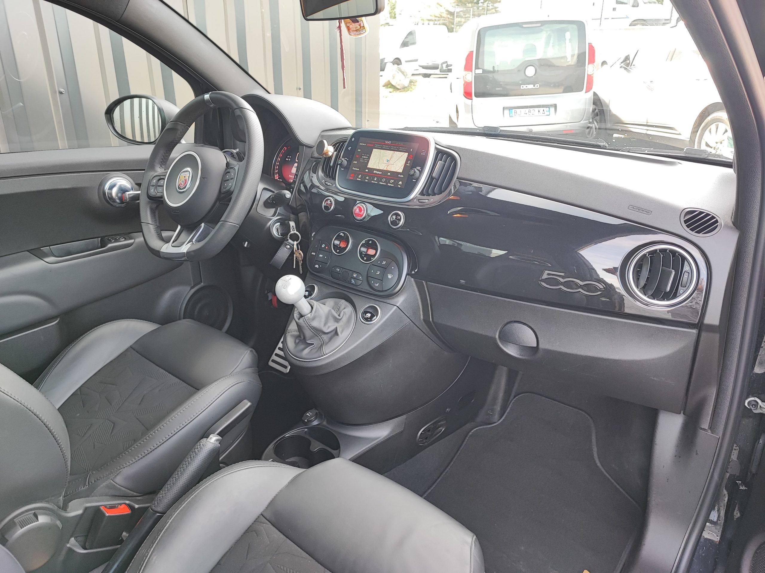 ABARTH 500 (2E GENERATION) II (2) 595 1.4 TURBO 16V T-JET 165 SCORPIONEORO