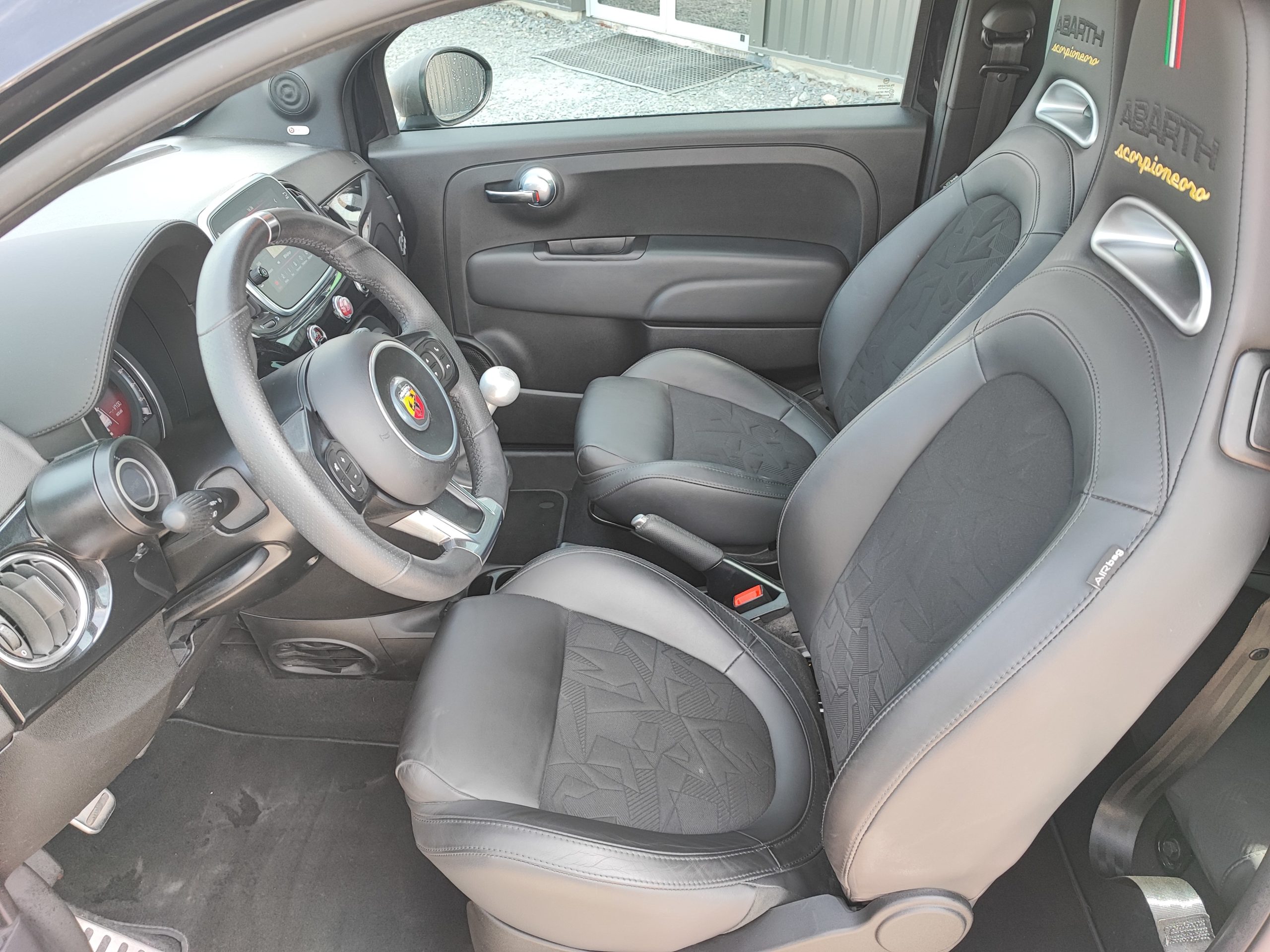 ABARTH 500 (2E GENERATION) II (2) 595 1.4 TURBO 16V T-JET 165 SCORPIONEORO