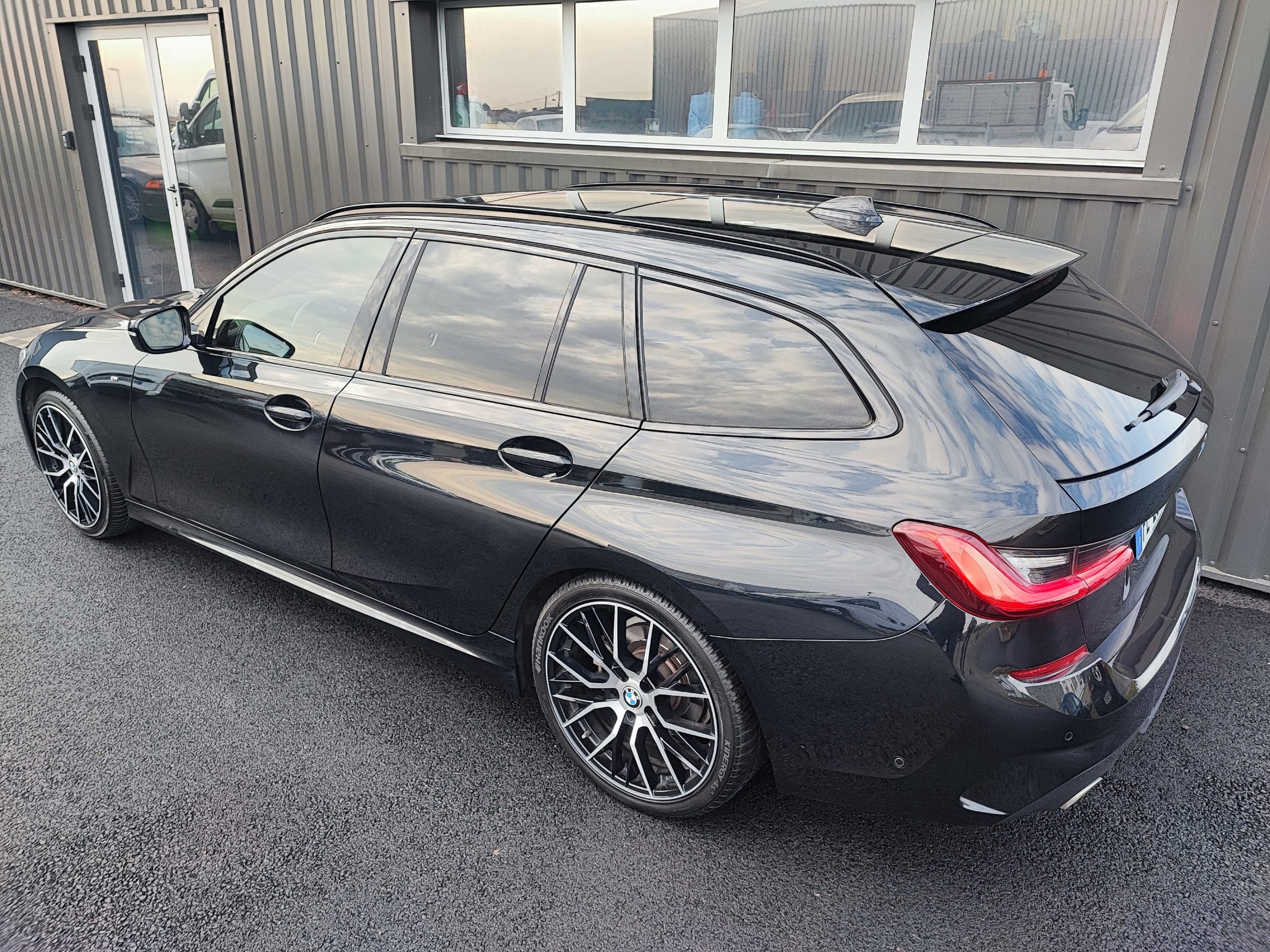 BMW SERIE 3 G21 320 xDRIVE 190CH M SPORT