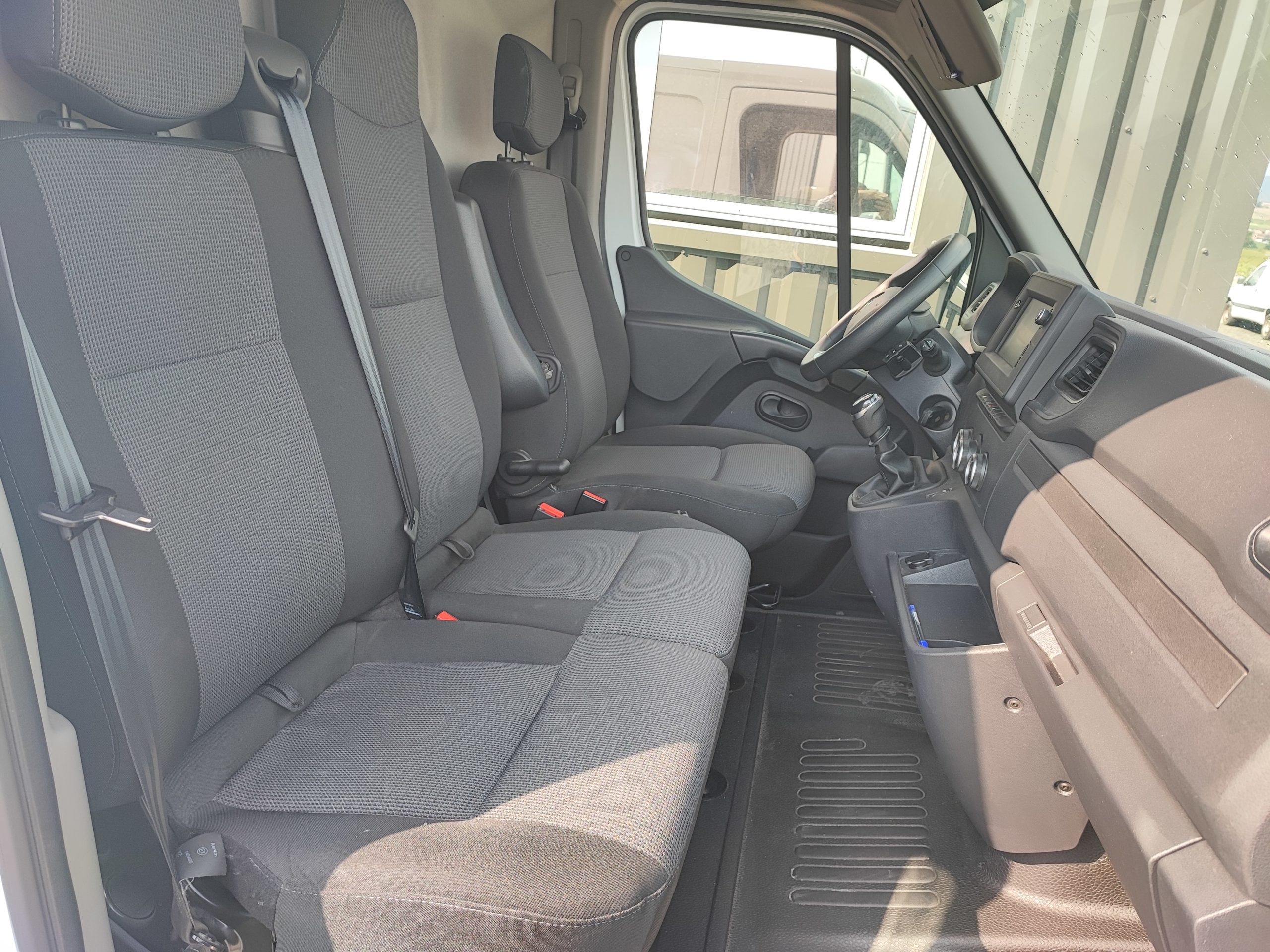 RENAULT MASTER 3 III 2.3 DCI 135CH L1H1 GRAND CONFORT