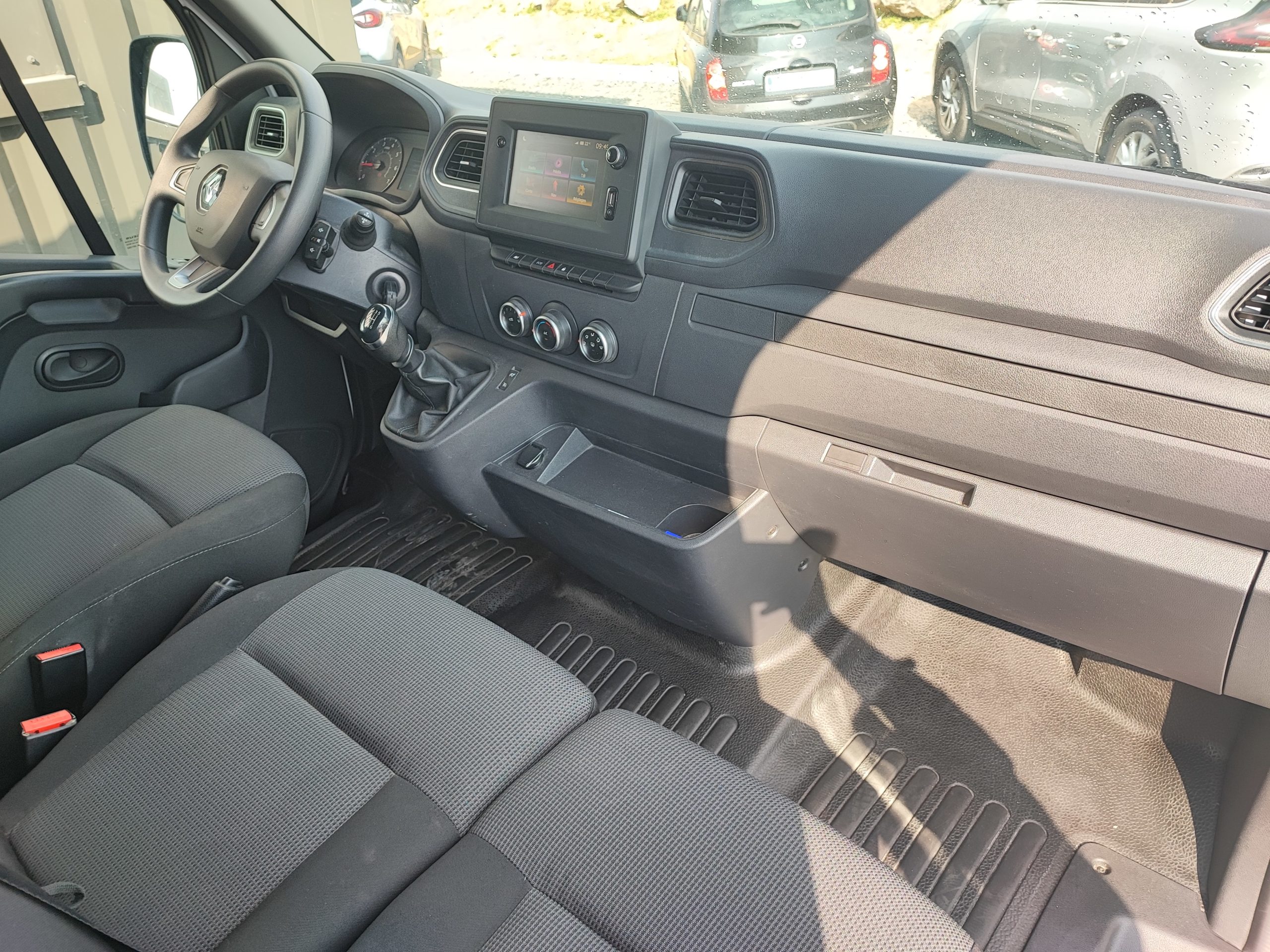 RENAULT MASTER 3 III 2.3 DCI 135CH L1H1 GRAND CONFORT