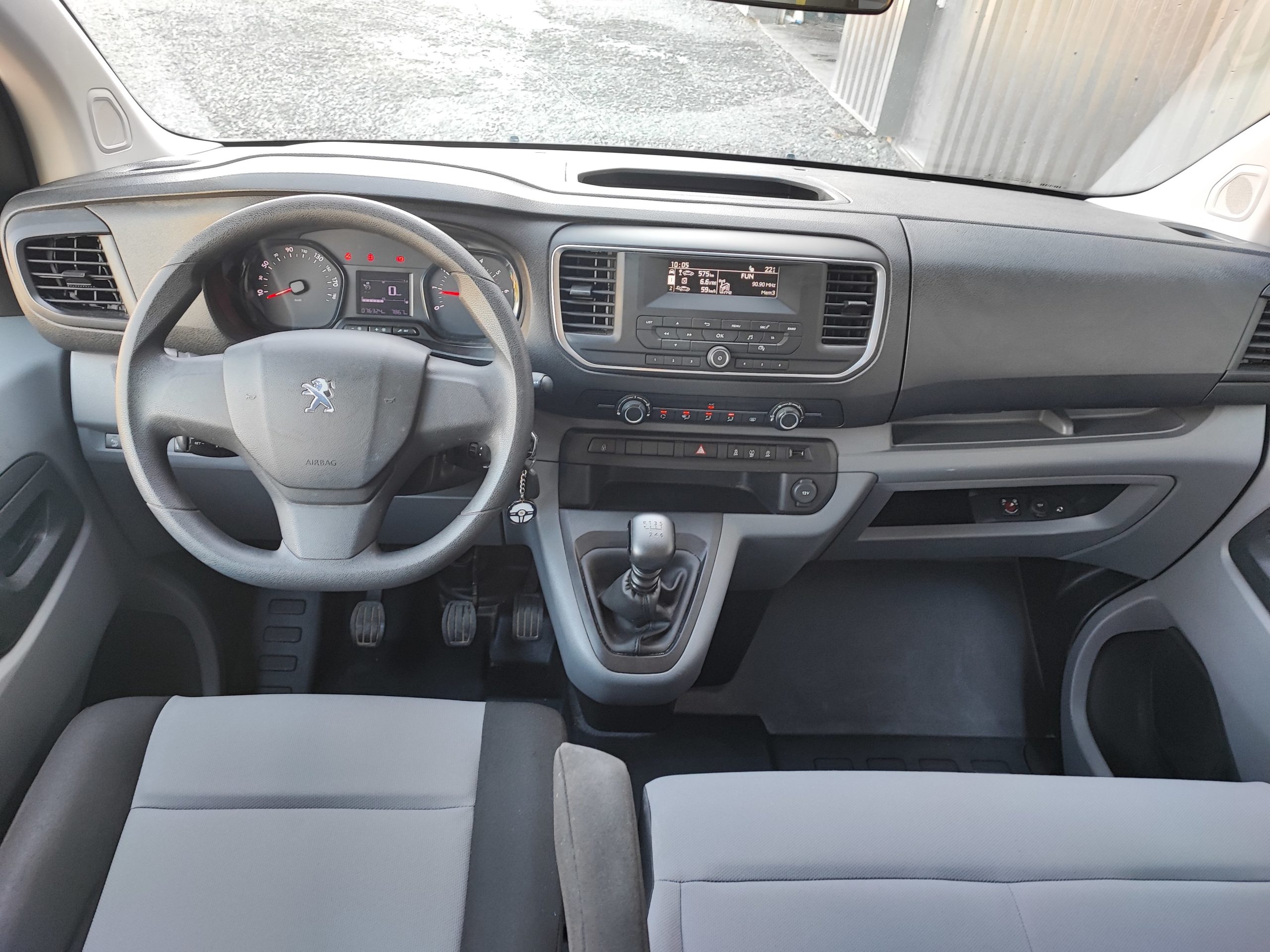 PEUGEOT EXPERT TRAVELLER 1.6 HDI 115CH STANDARD 9PL