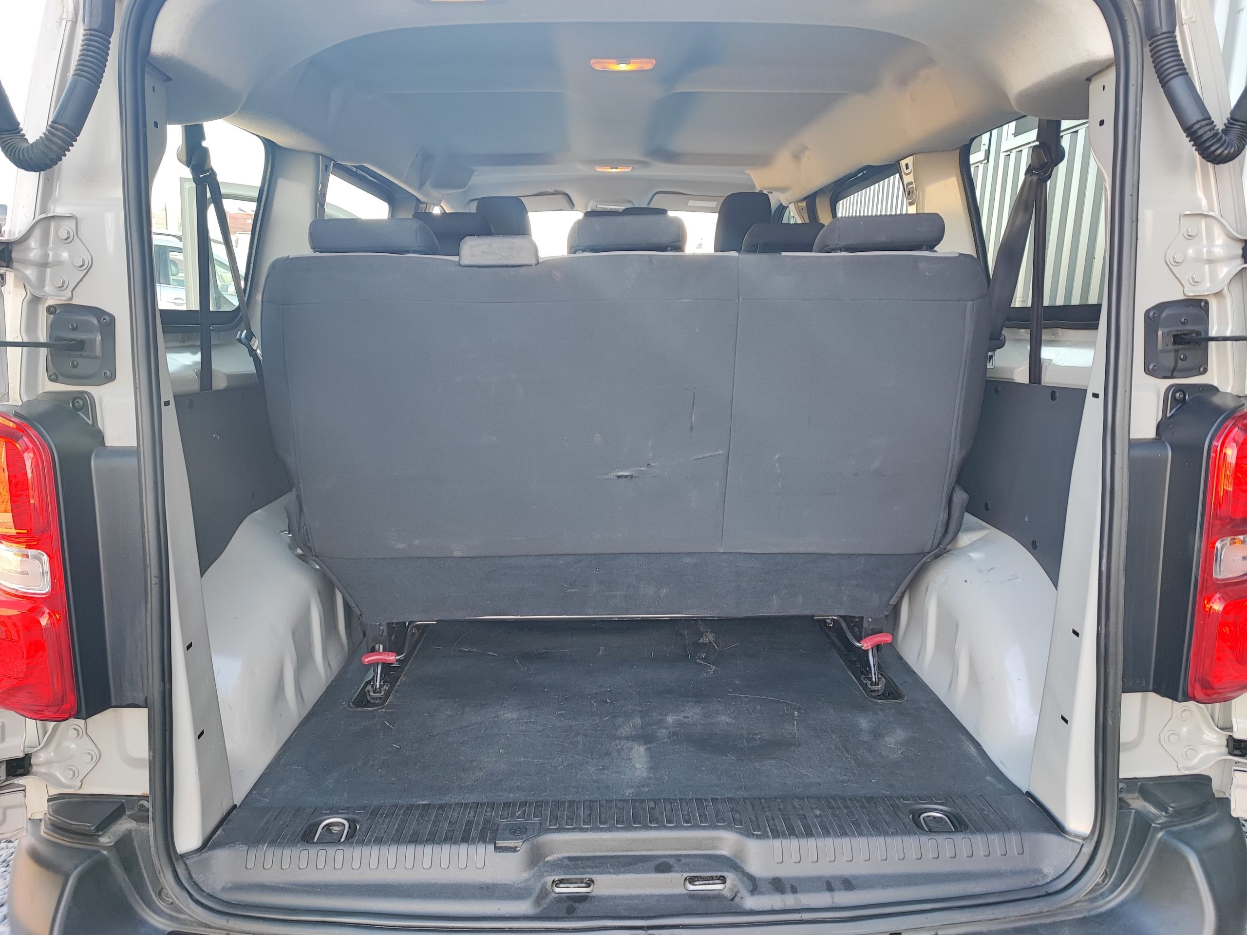 PEUGEOT EXPERT TRAVELLER 1.6 HDI 115CH STANDARD 9PL