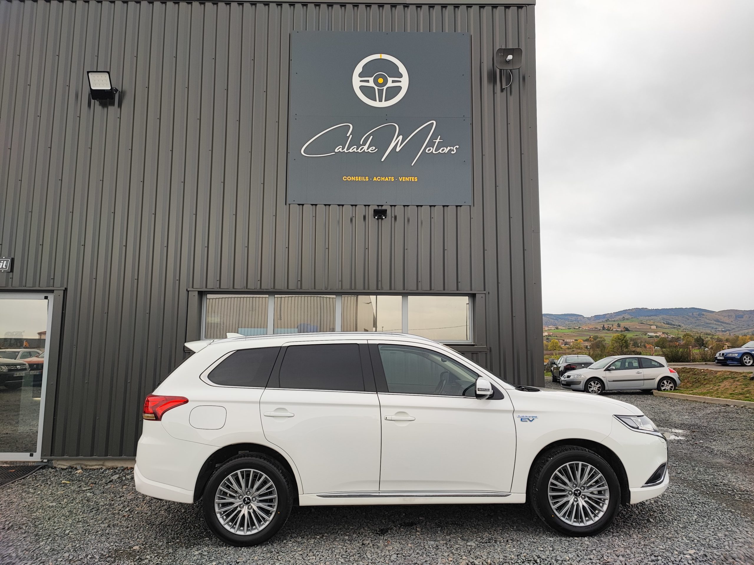 MITSUBISHI OUTLANDER III (2) PHEV TWIN MOTOR 4WD INTENSE MY19