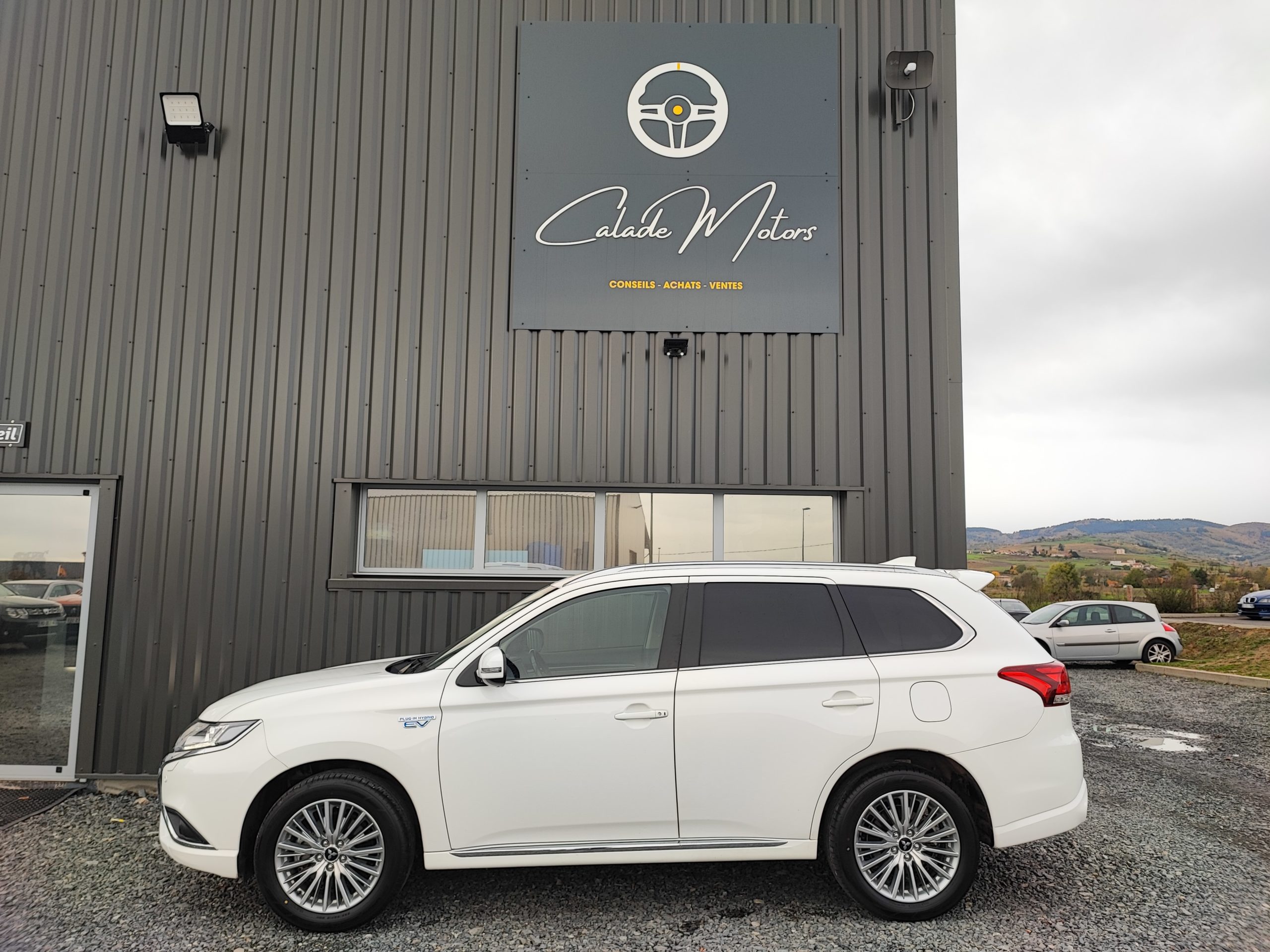 MITSUBISHI OUTLANDER III (2) PHEV TWIN MOTOR 4WD INTENSE MY19