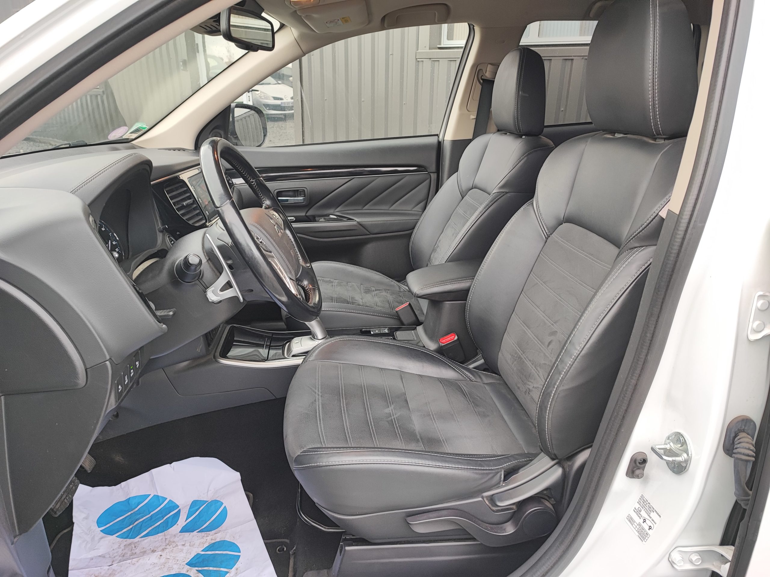 MITSUBISHI OUTLANDER III (2) PHEV TWIN MOTOR 4WD INTENSE MY19