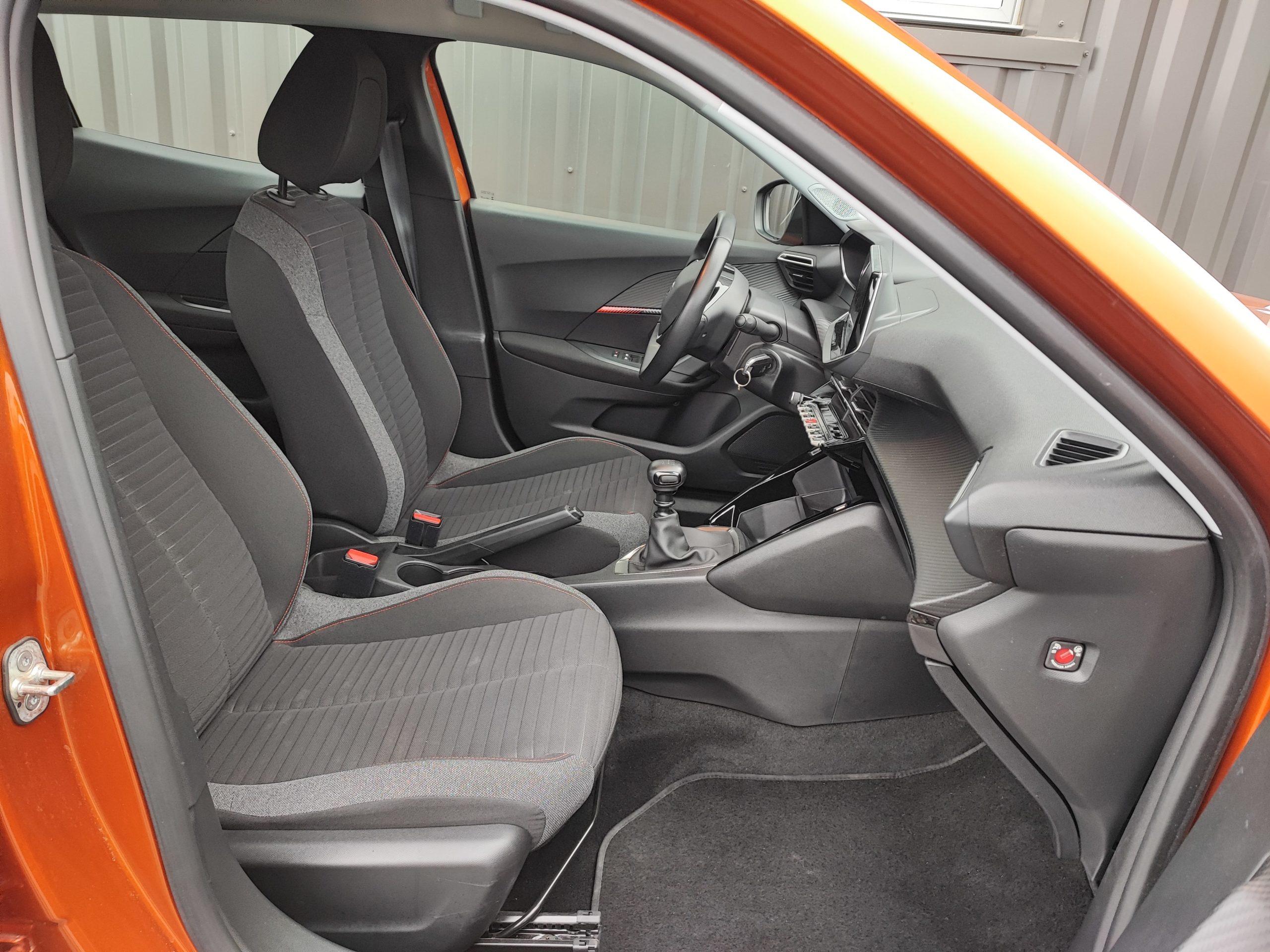 PEUGEOT 2008 II 1.2 PURETECH 100 S&S 5CV ACTIVE BUSINESS