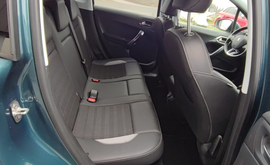PEUGEOT 2008 (2) 1.2 PURETECH 110 S&S ALLURE EAT6