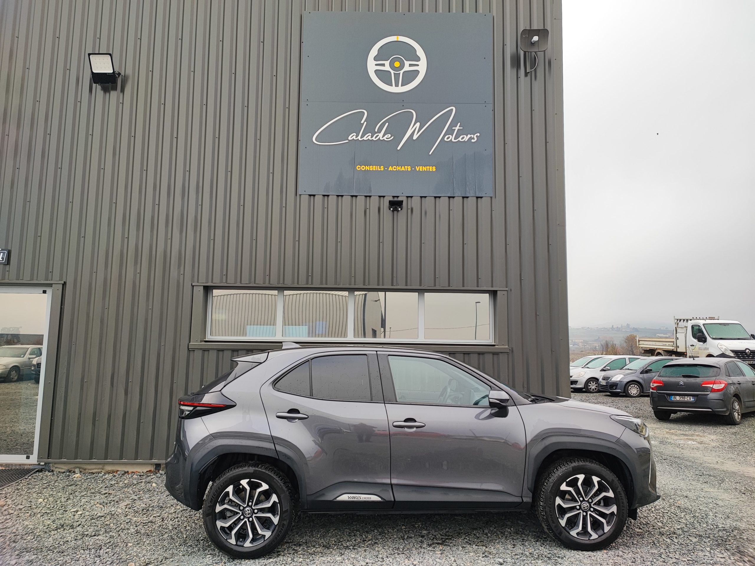 TOYOTA YARIS CROSS 1.5 HYBRIDE 116H AWD-I DESIGN PACK CARGO