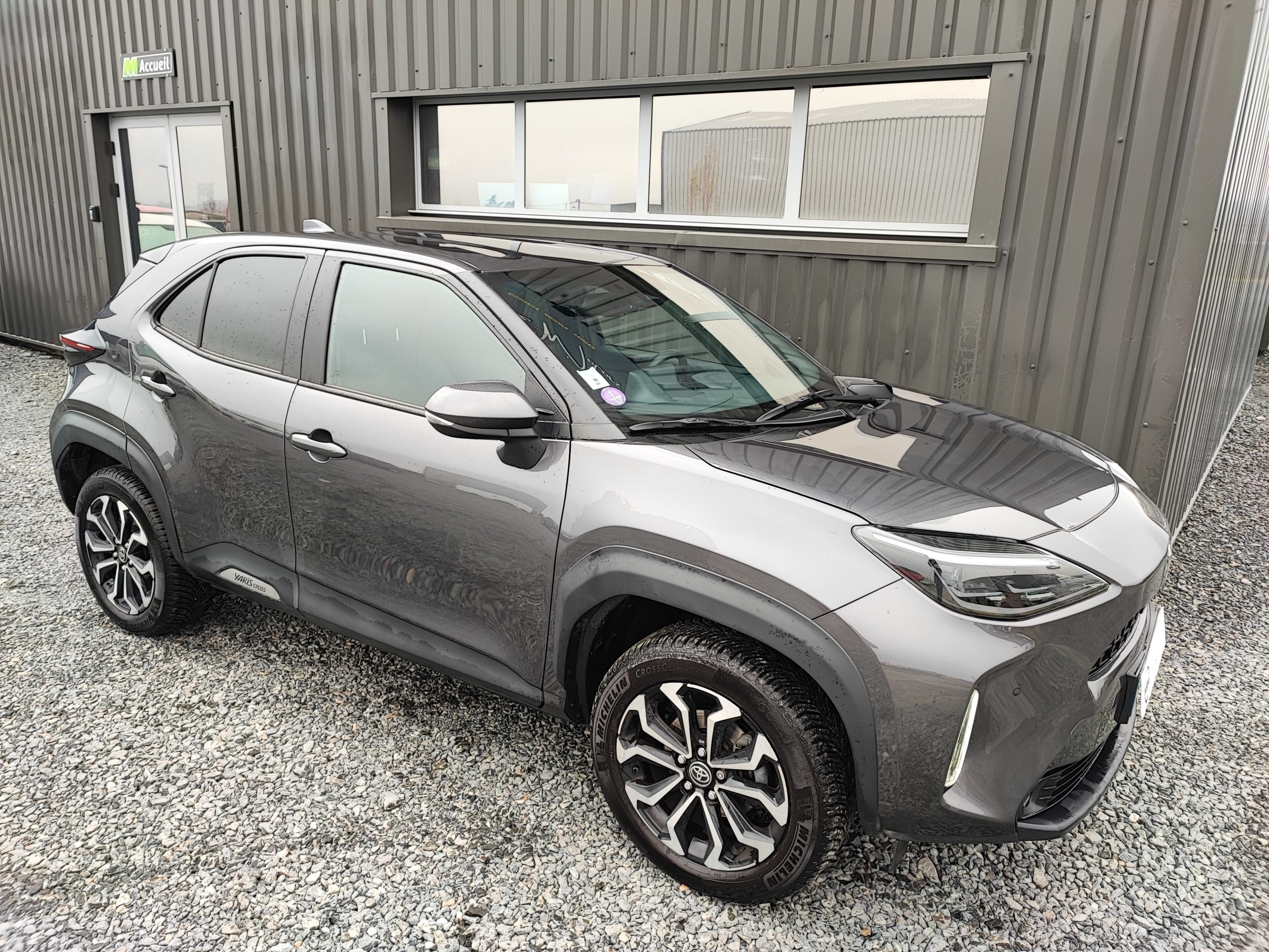 TOYOTA YARIS CROSS 1.5 HYBRIDE 116H AWD-I DESIGN PACK CARGO