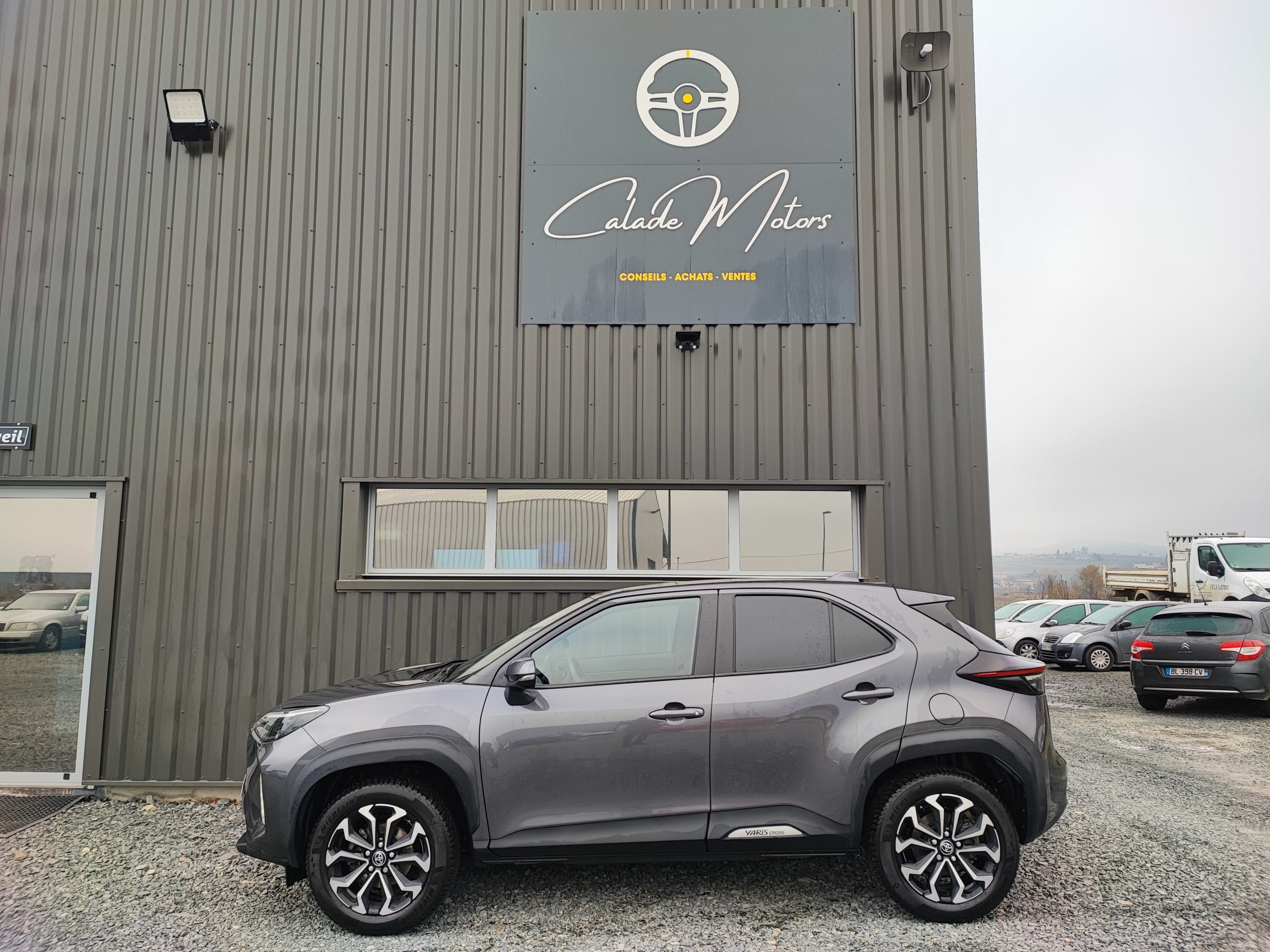 TOYOTA YARIS CROSS 1.5 HYBRIDE 116H AWD-I DESIGN PACK CARGO