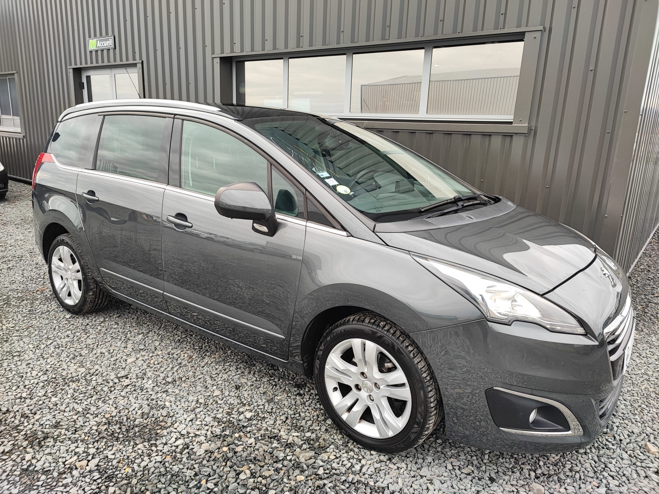 PEUGEOT 5008 1.6 BlueHDi 120ch ALLURE S&S EAT6 7places