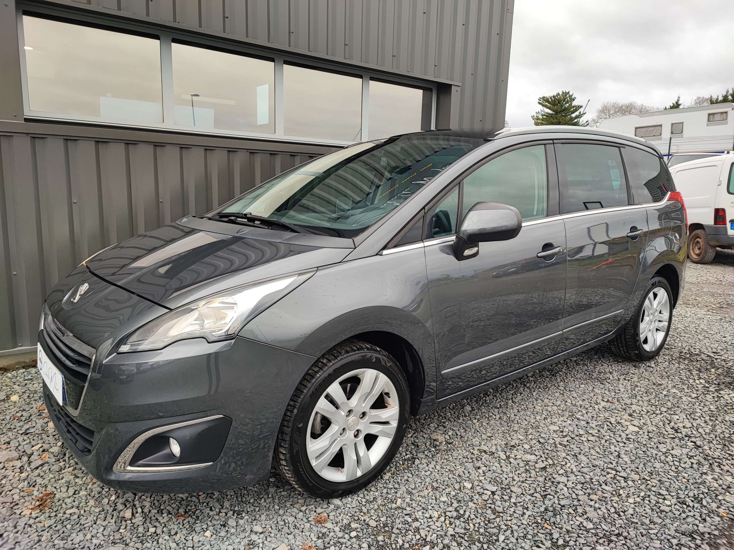 PEUGEOT 5008 1.6 BlueHDi 120ch ALLURE S&S EAT6 7places
