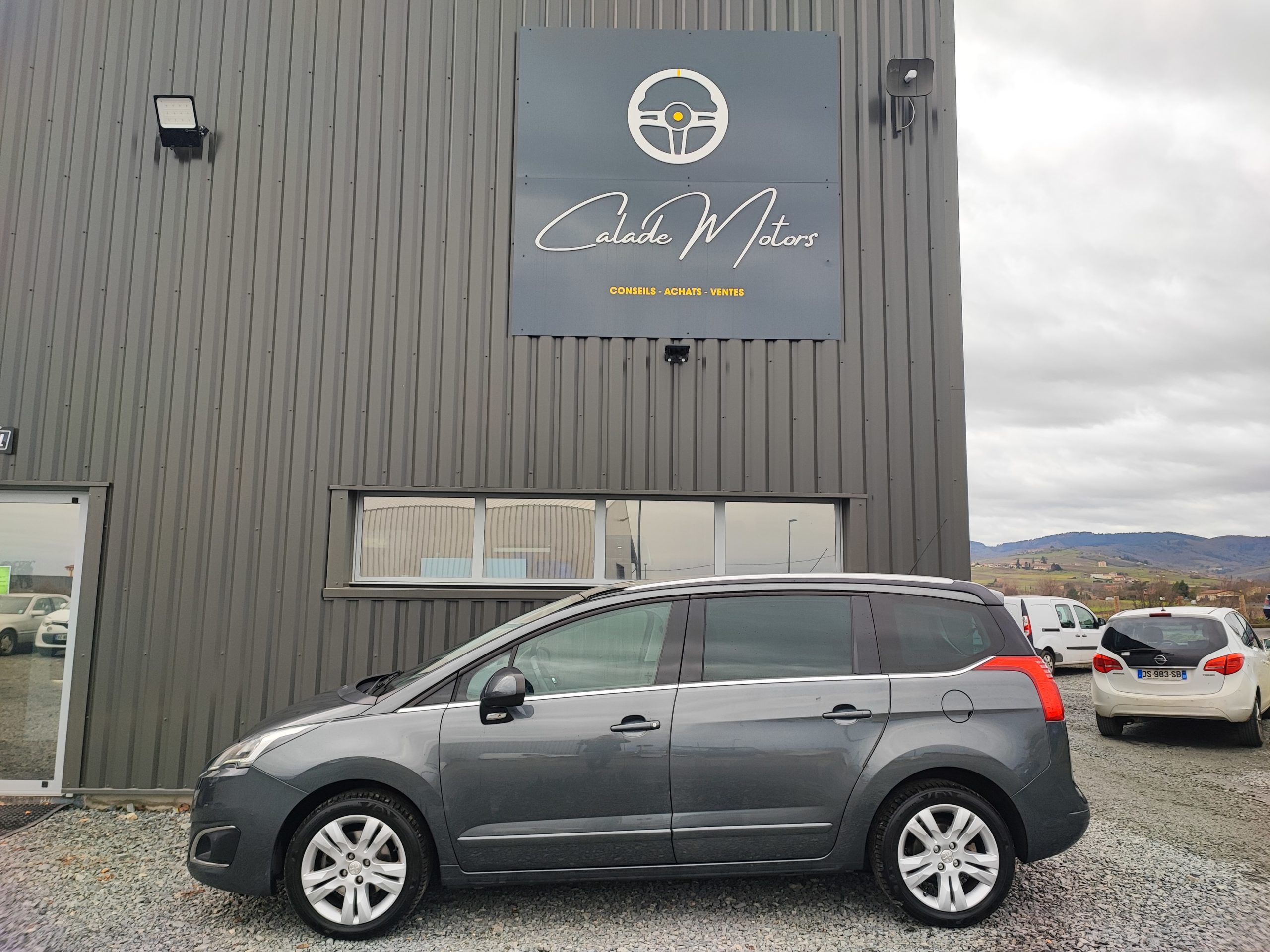 PEUGEOT 5008 1.6 BlueHDi 120ch ALLURE S&S EAT6 7places