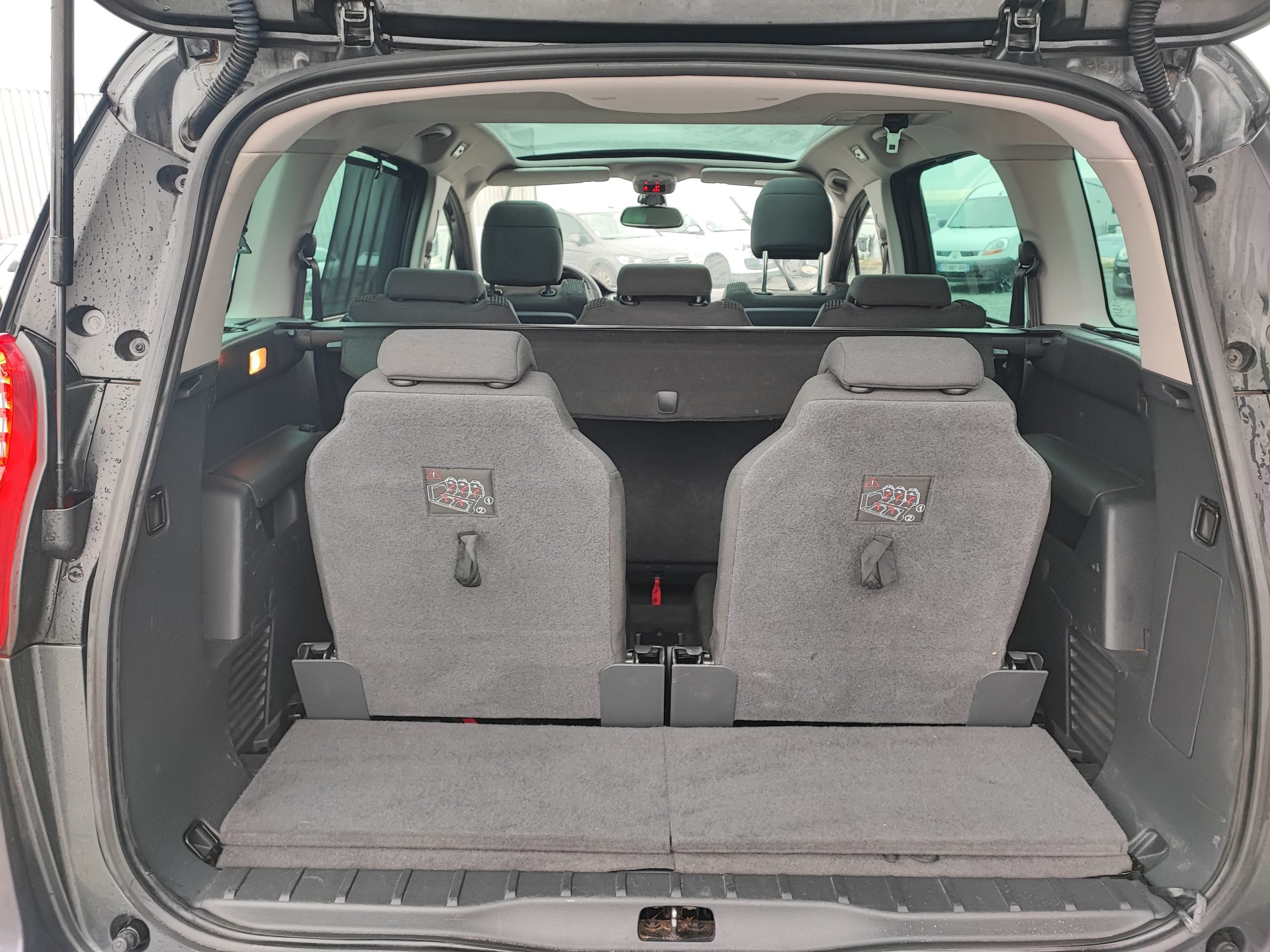 PEUGEOT 5008 1.6 BlueHDi 120ch ALLURE S&S EAT6 7places