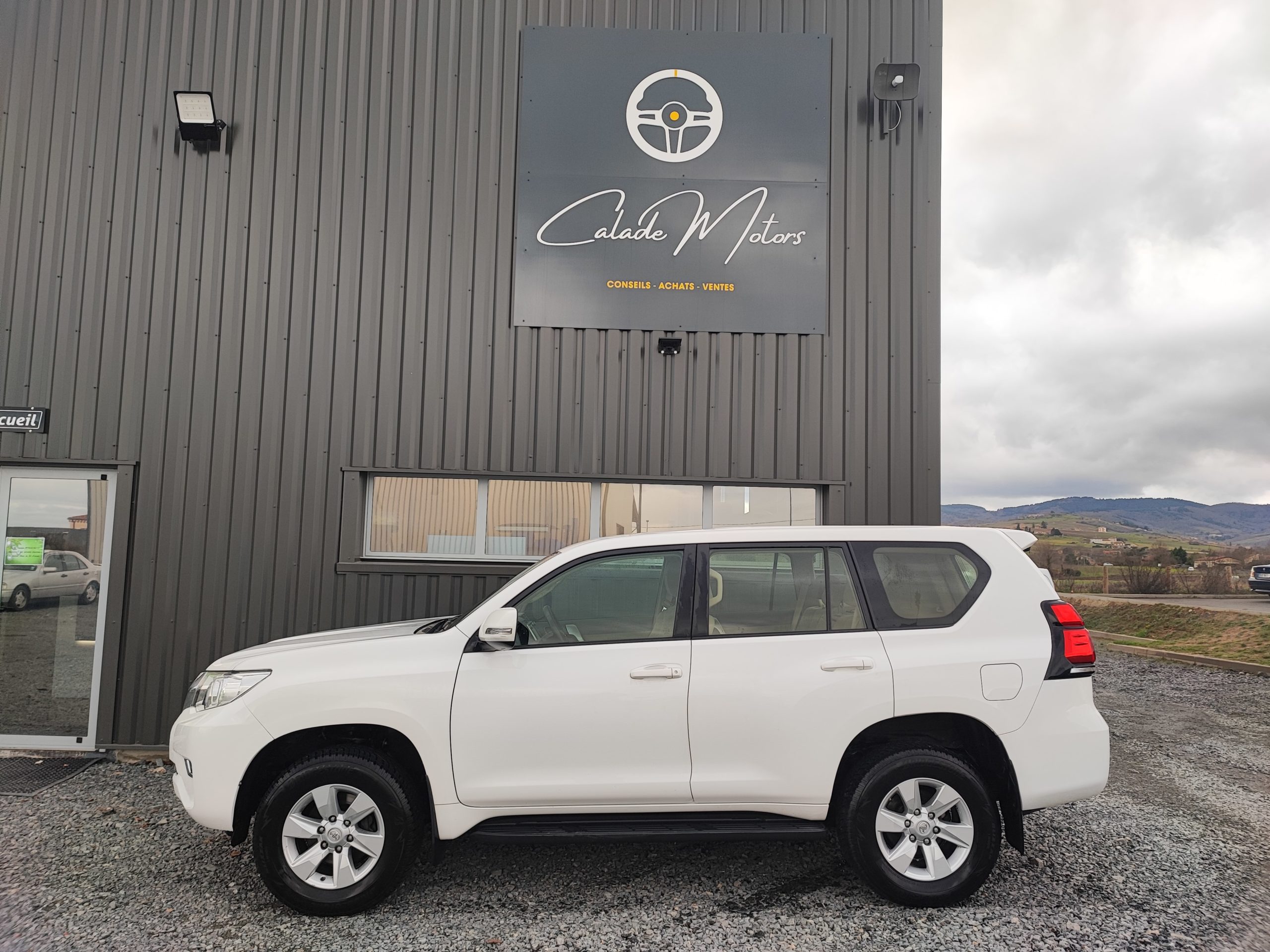 TOYOTA LAND CRUISER (KDJ150) 177 D-4D LIFE BVA 5P