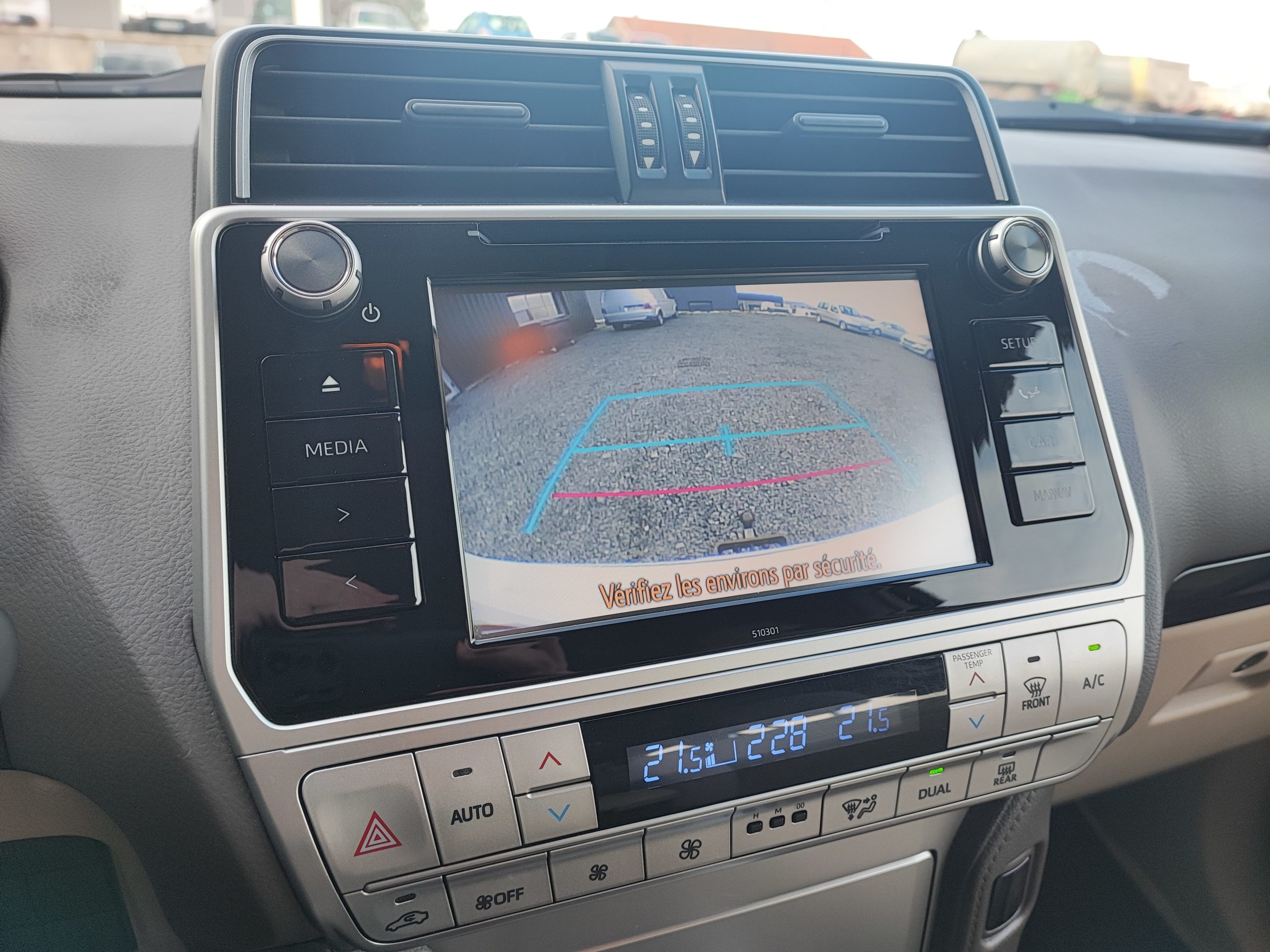 TOYOTA LAND CRUISER (KDJ150) 177 D-4D LIFE BVA 5P