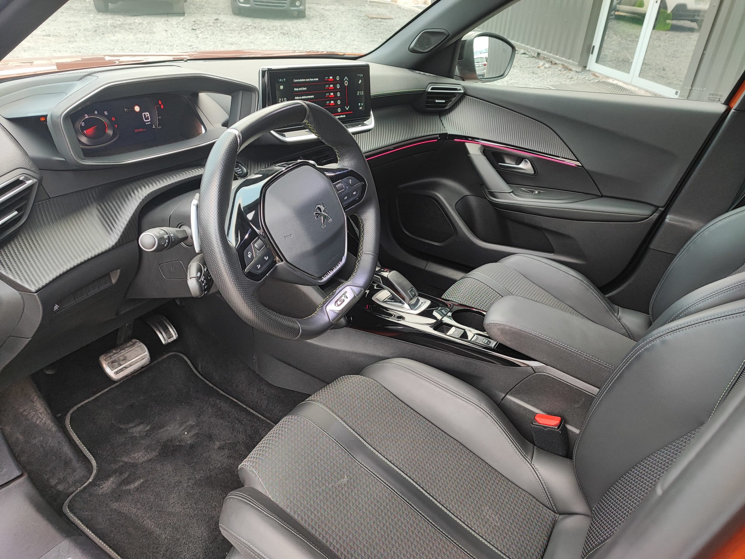 PEUGEOT 2008 II 1.2 PURETECH 130 CH GT LINE EAT8