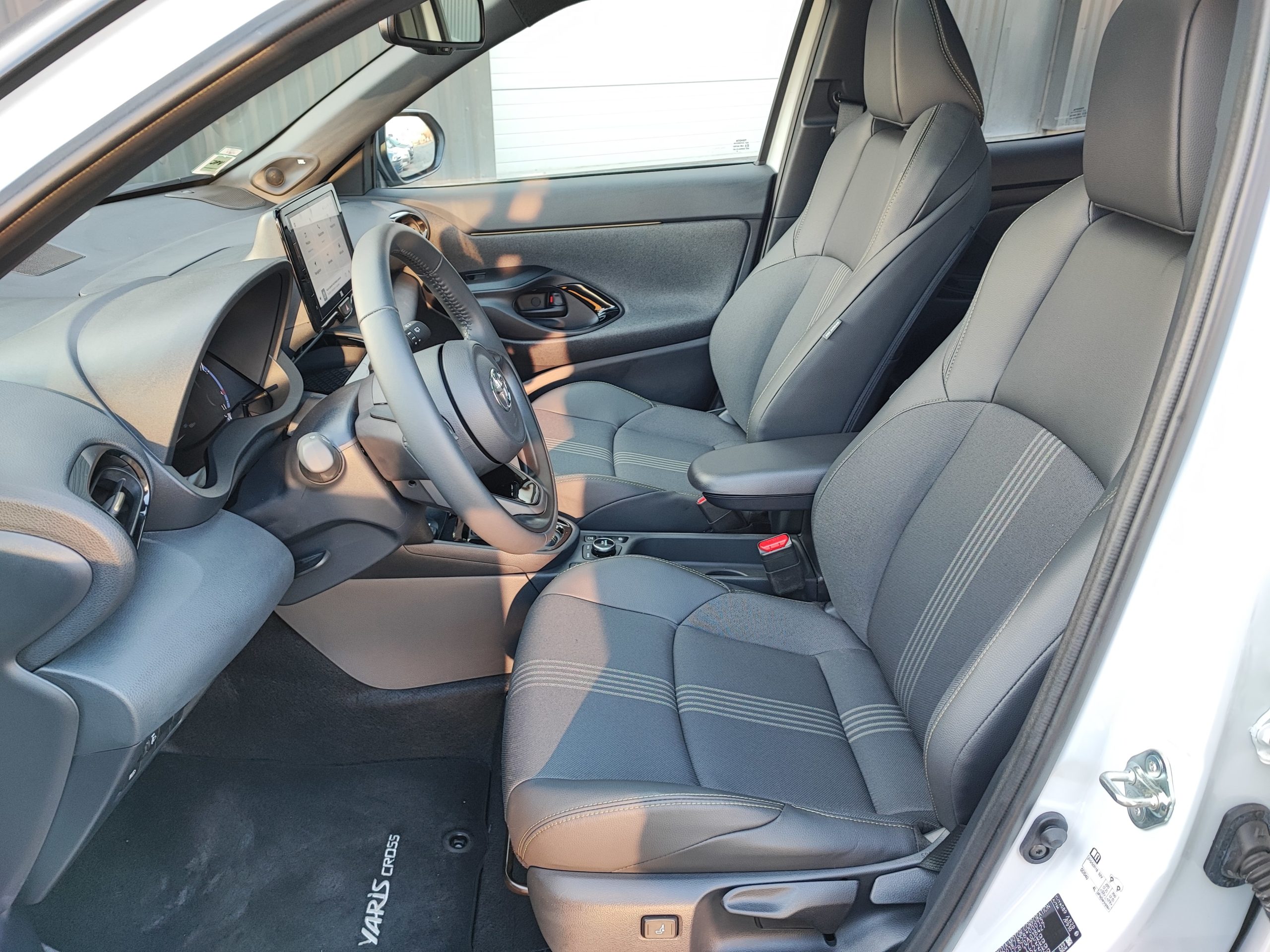 TOYOTA YARIS CROSS 116H TRAIL AWD-i