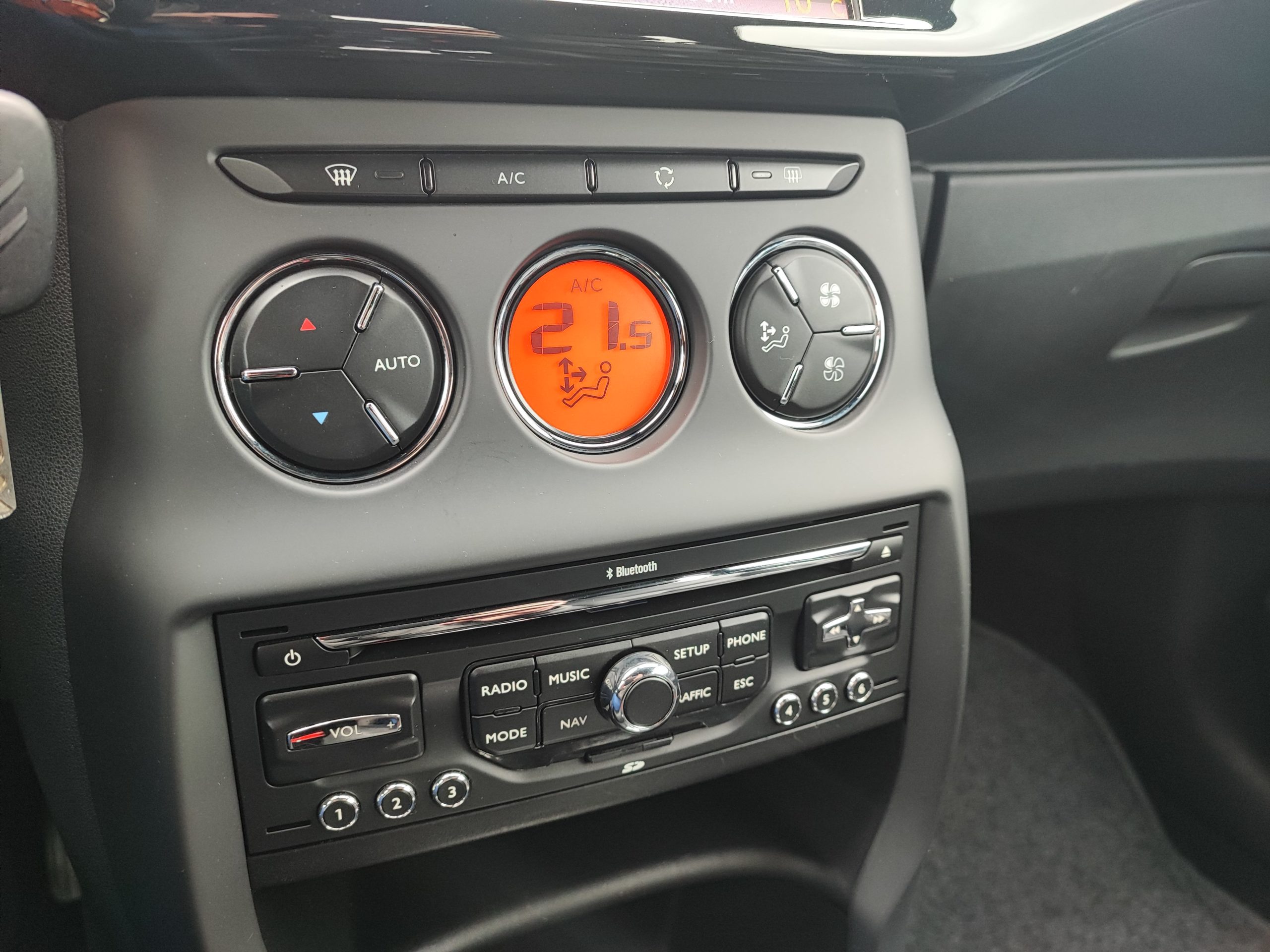 CITROËN DS3 1.4 VTI 95 CHIC BMP5