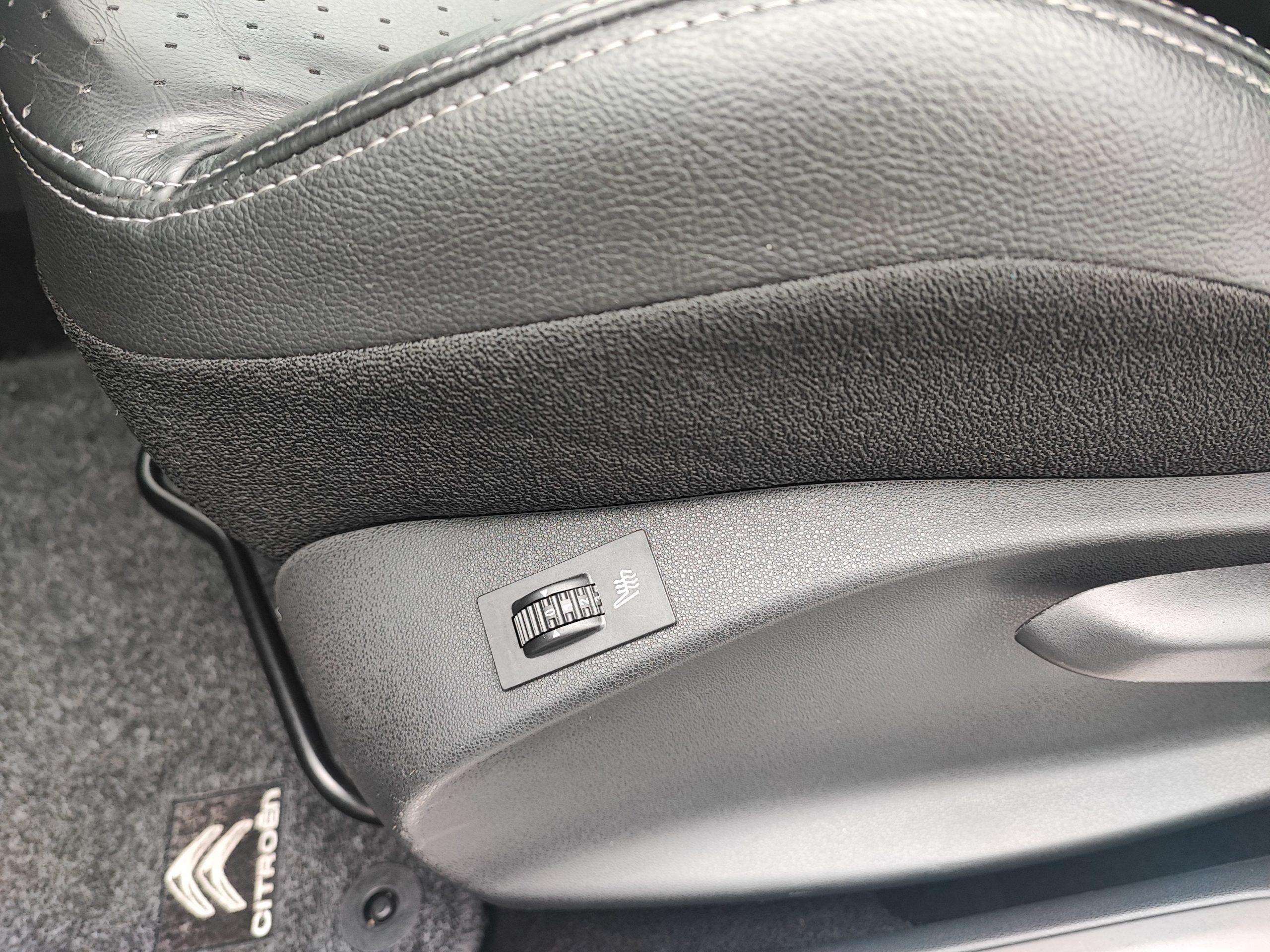 CITROËN DS3 1.4 VTI 95 CHIC BMP5