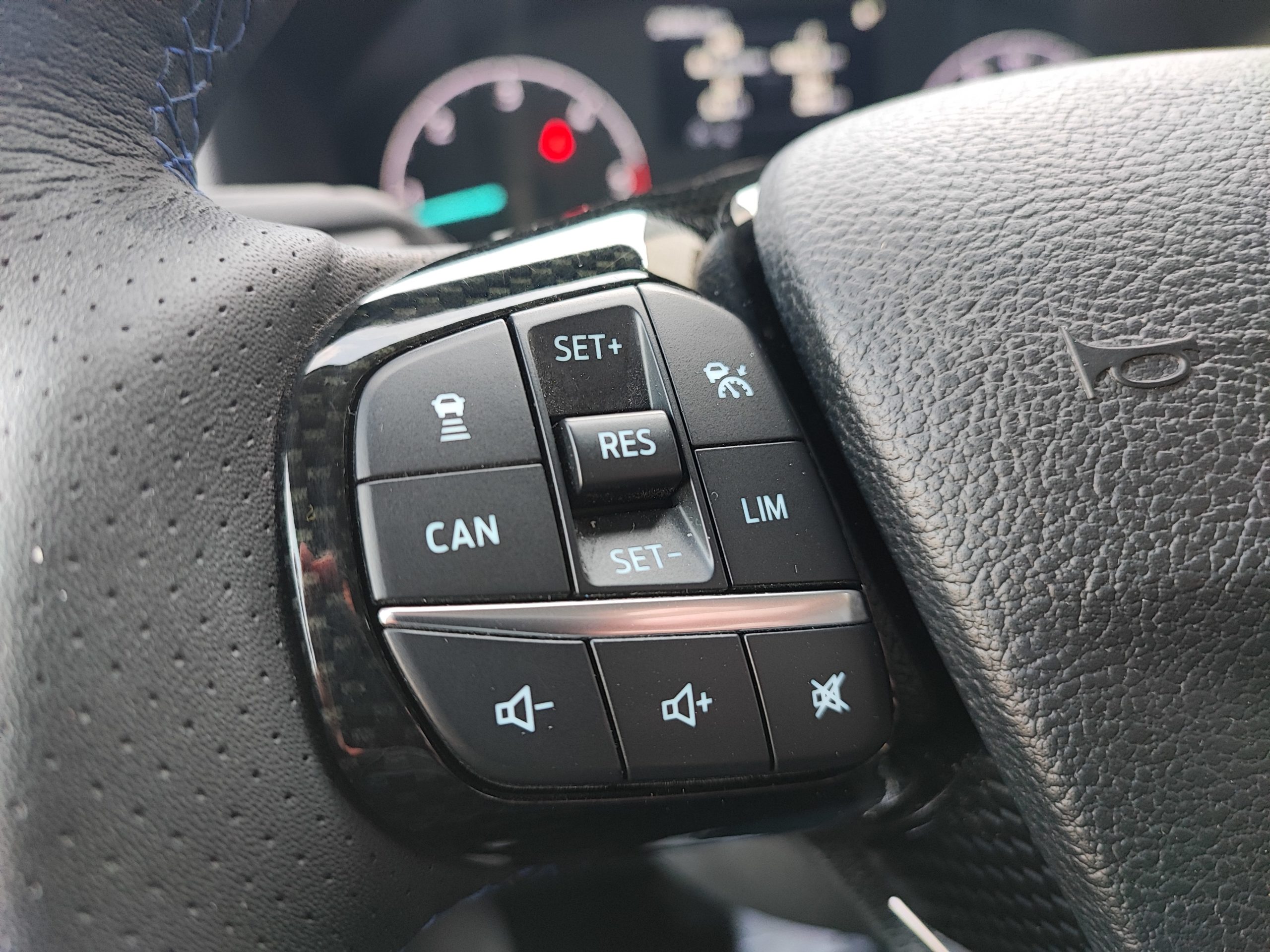 FORD TRANSIT CUSTOM 2.0 TDCI 185CH MS-RT BVA6 L1H1